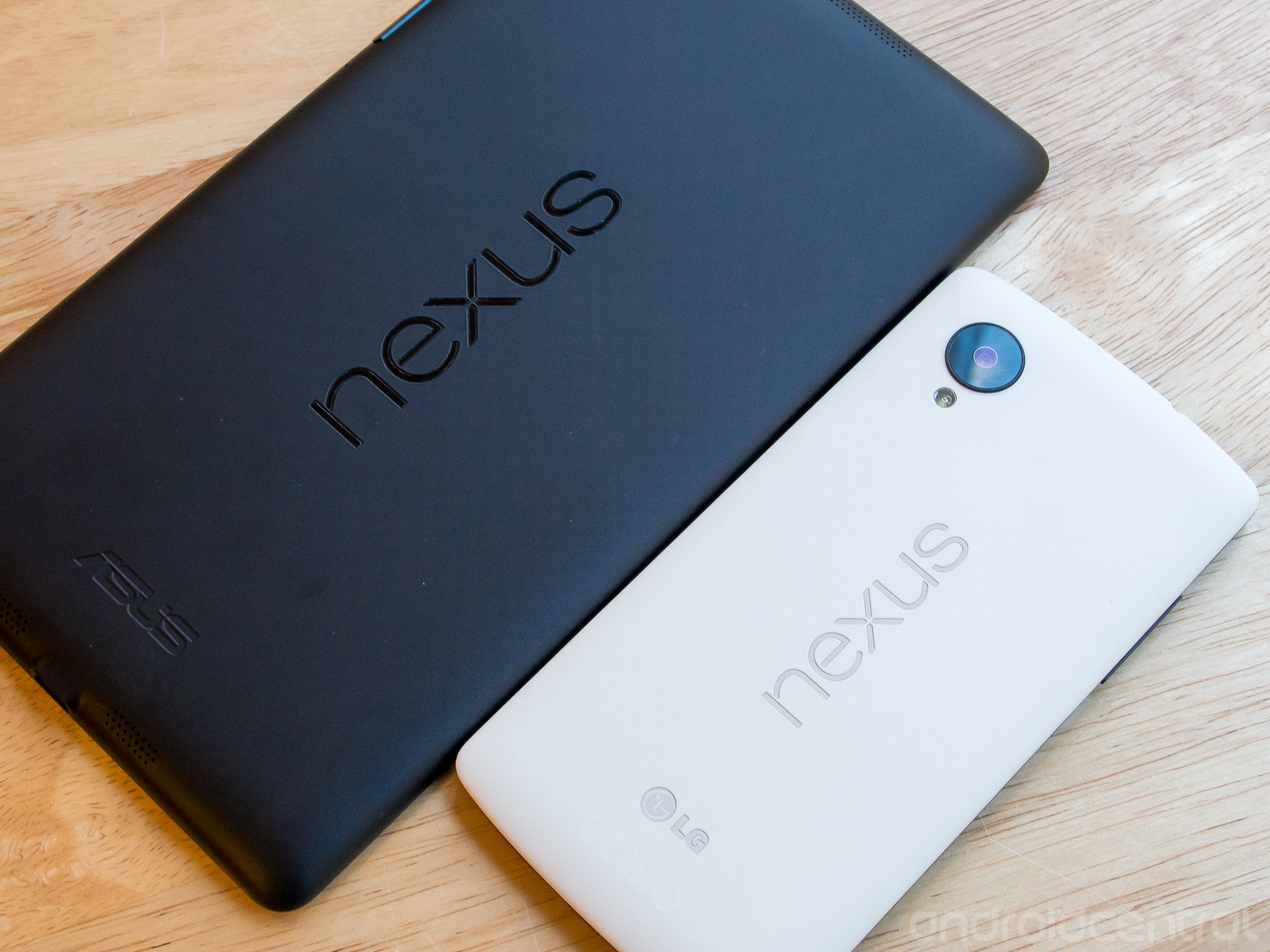 Nexus  5 and Nexus 7