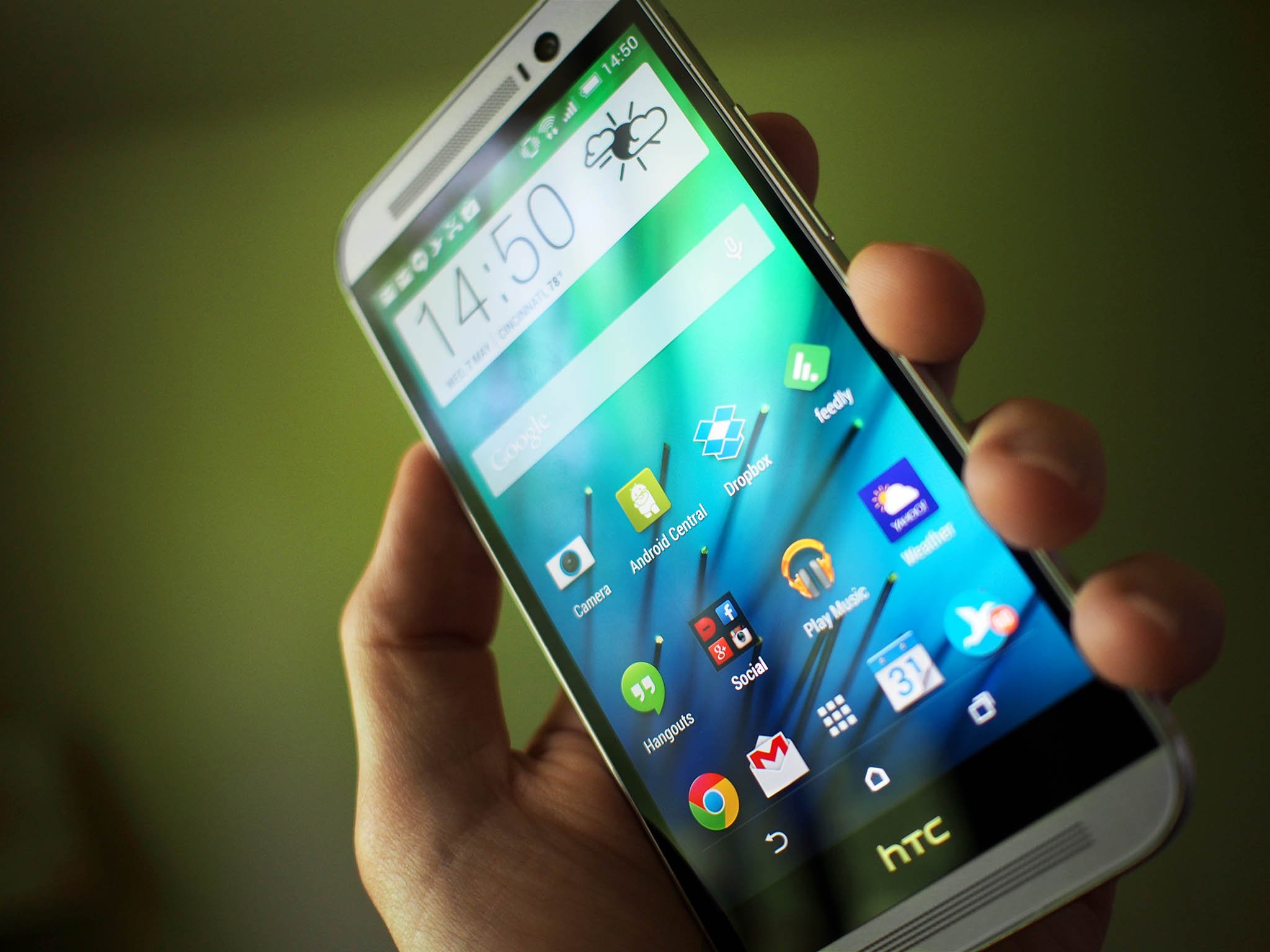 The HTC One M8 will be $100 off tomorrow from HTC.com