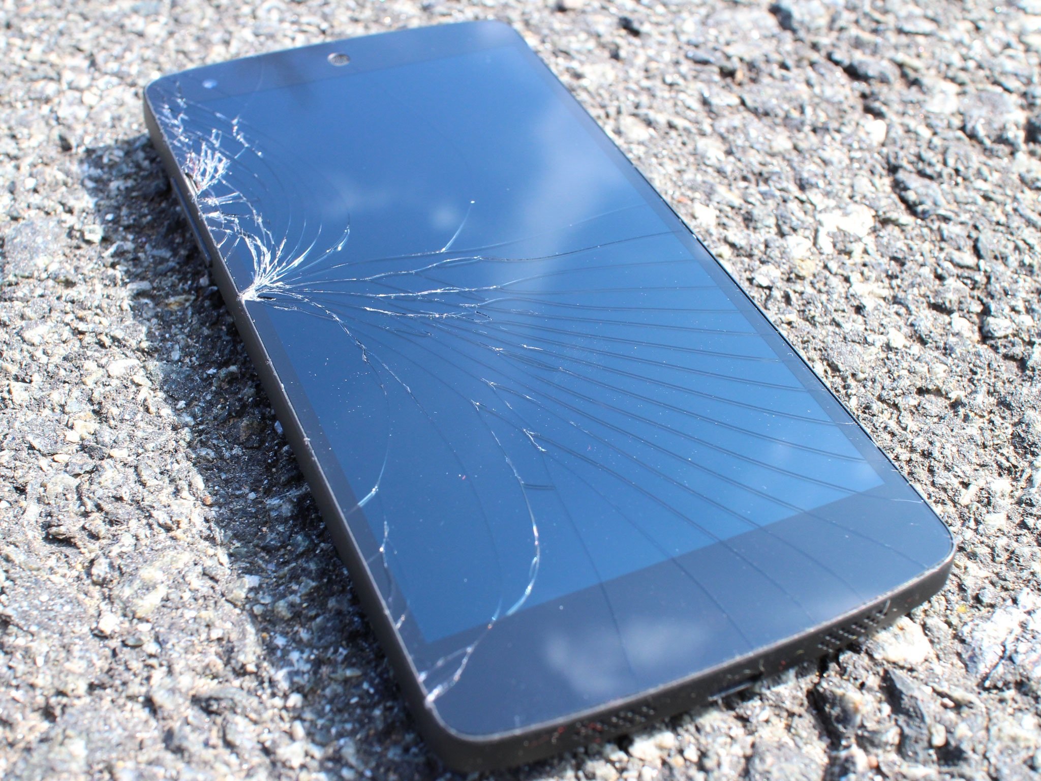 Cracked LG Nexus 5