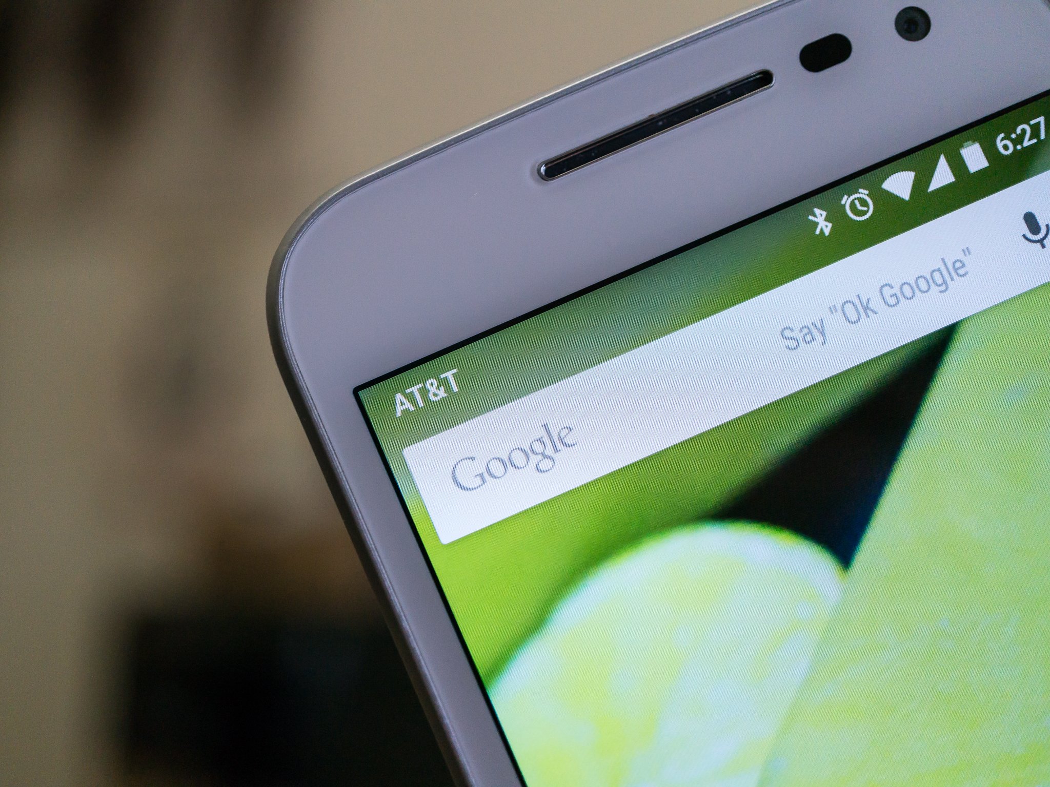 How to remove the network name from the Moto G status bar