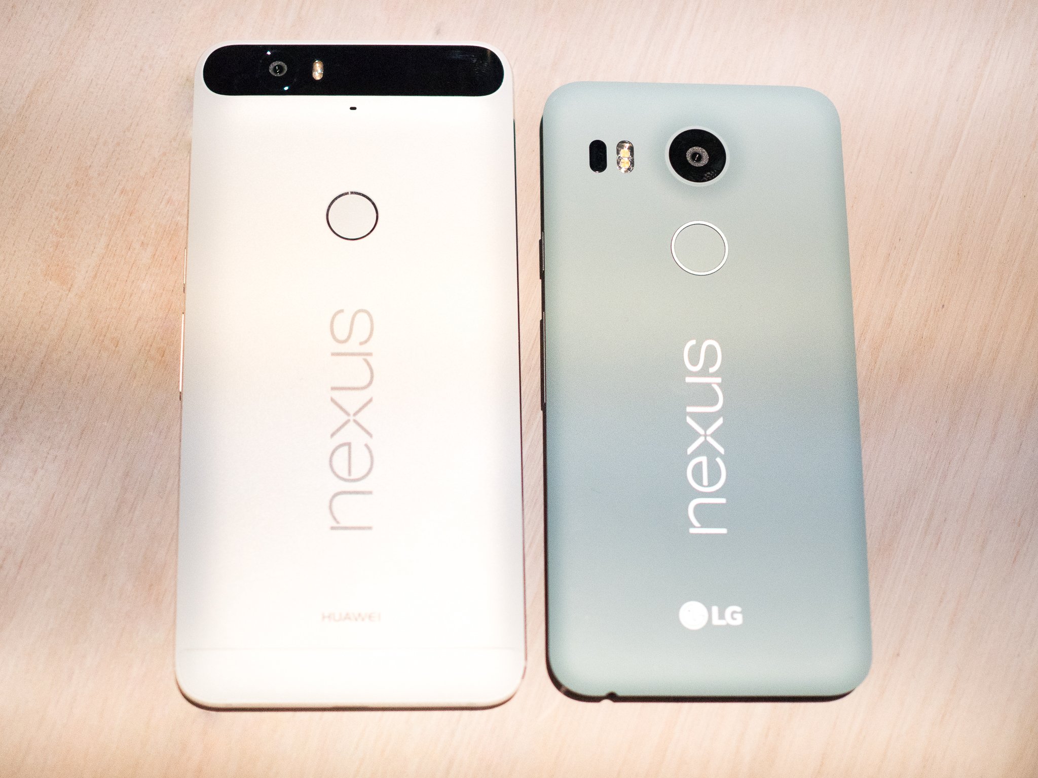 5 điều bạn chưa biết về bộ đôi Nexus 5x và 6P Nexus-5x-nexus-6p-rear-2