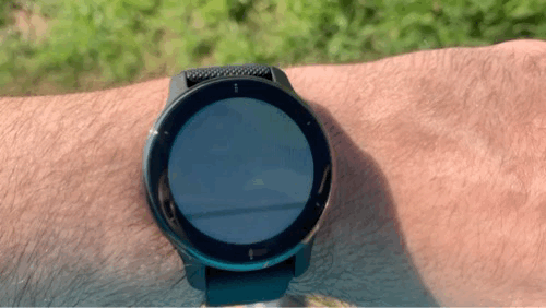 A gif showing a reward animation for hitting your daily steps goal on the Garmin Venu 2 Plus