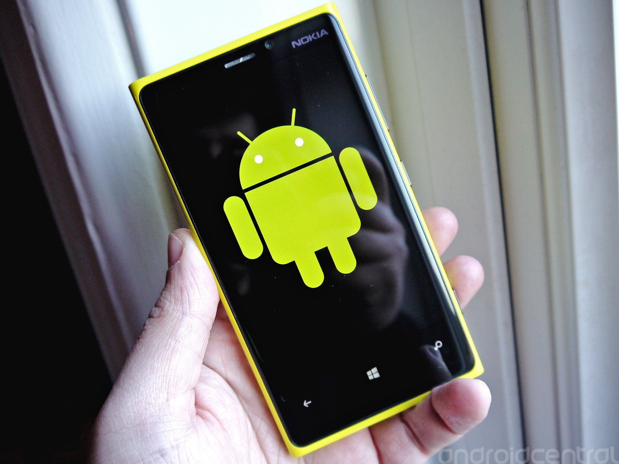 Android robot logo on Lumia
