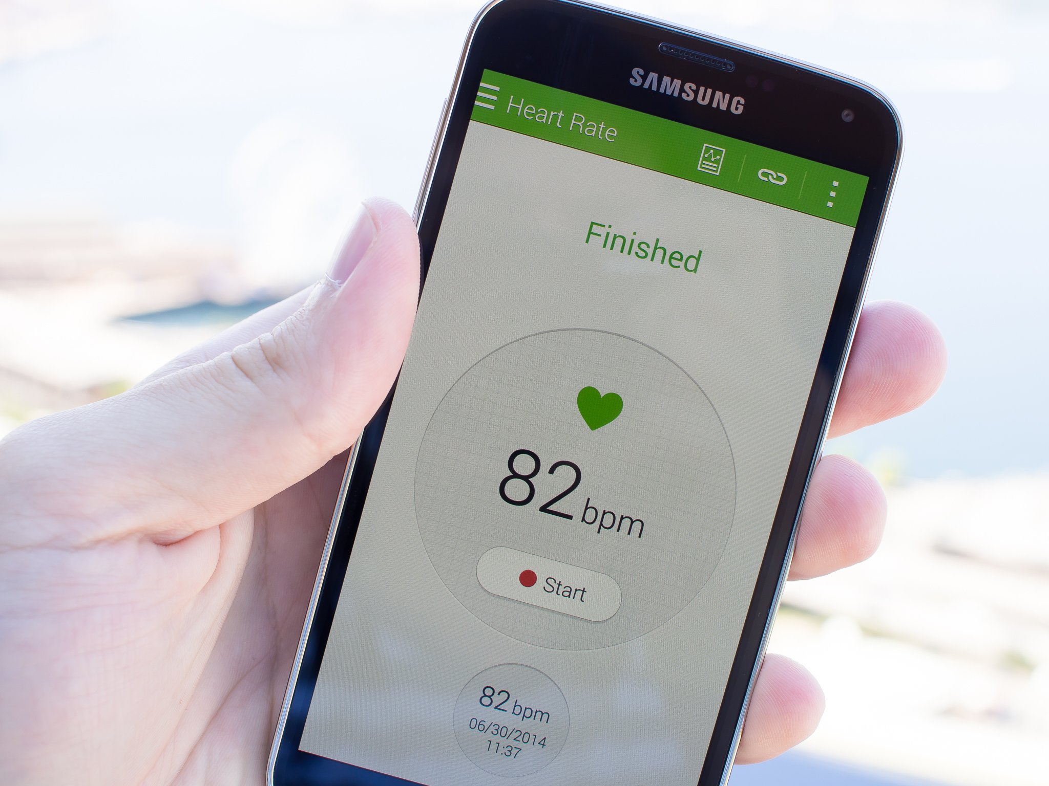 Heart Rate Monitor on the Galaxy S5 