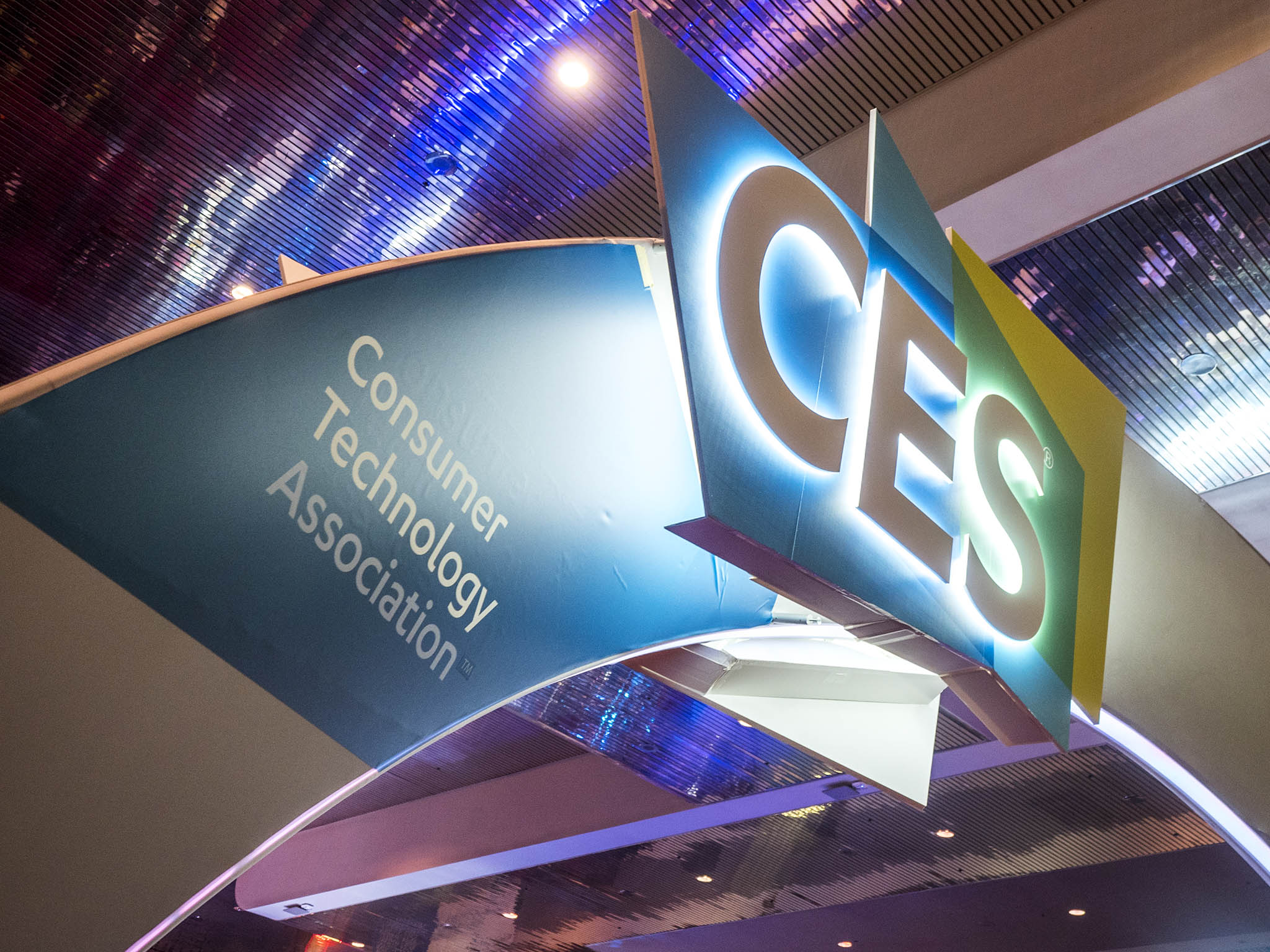 Our readers let us know if they think CES 2022 should be cancelled