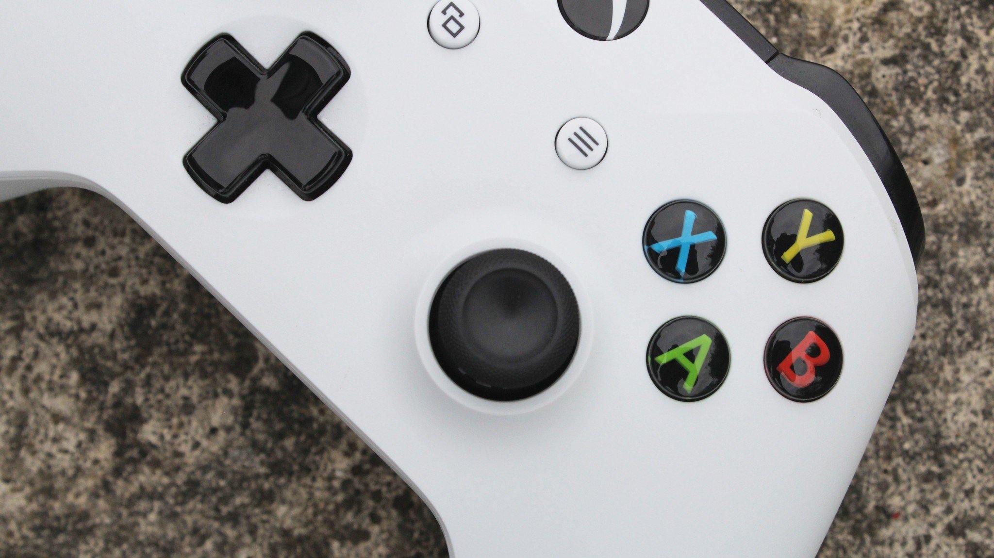 How to use an Xbox One controller on Android