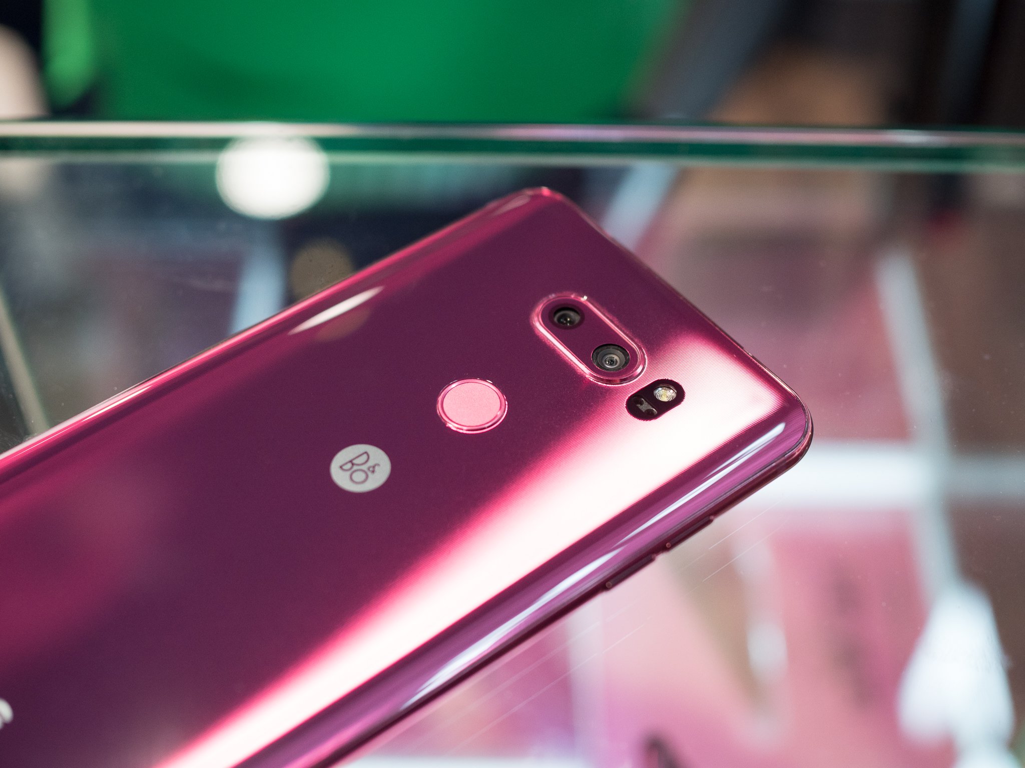 Yup The Lg V30 Is Beautiful In Its New Raspberry Rose Color