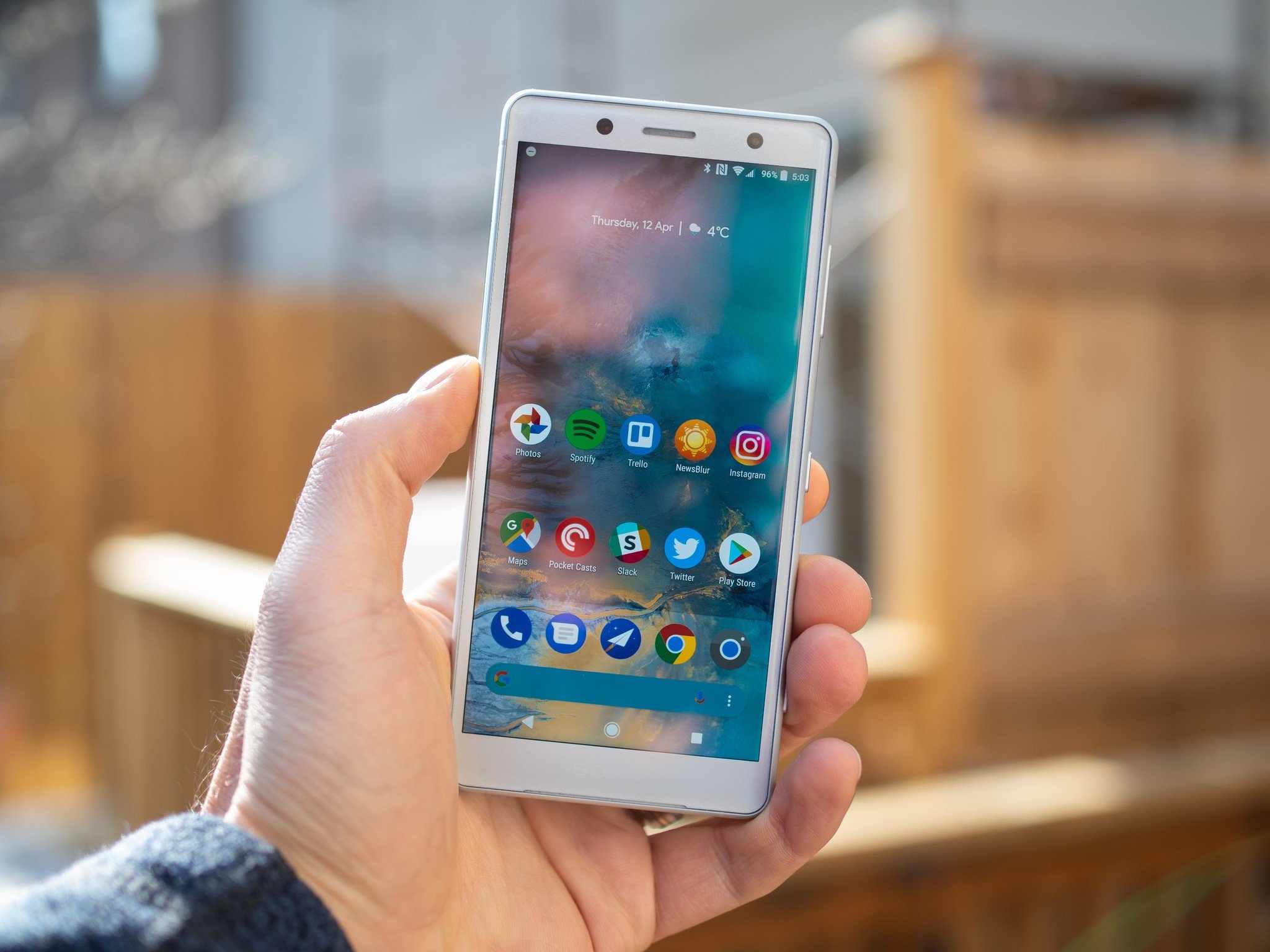 The Sony Xperia XZ2 Compact smartphone integrates one Qualcomm Snapdragon processor and one 4× GHz Kryo + 4× GHz Kryo (Octa-Core) with a GHz clock speed.This excellent smartphone has a bit architecture processor.