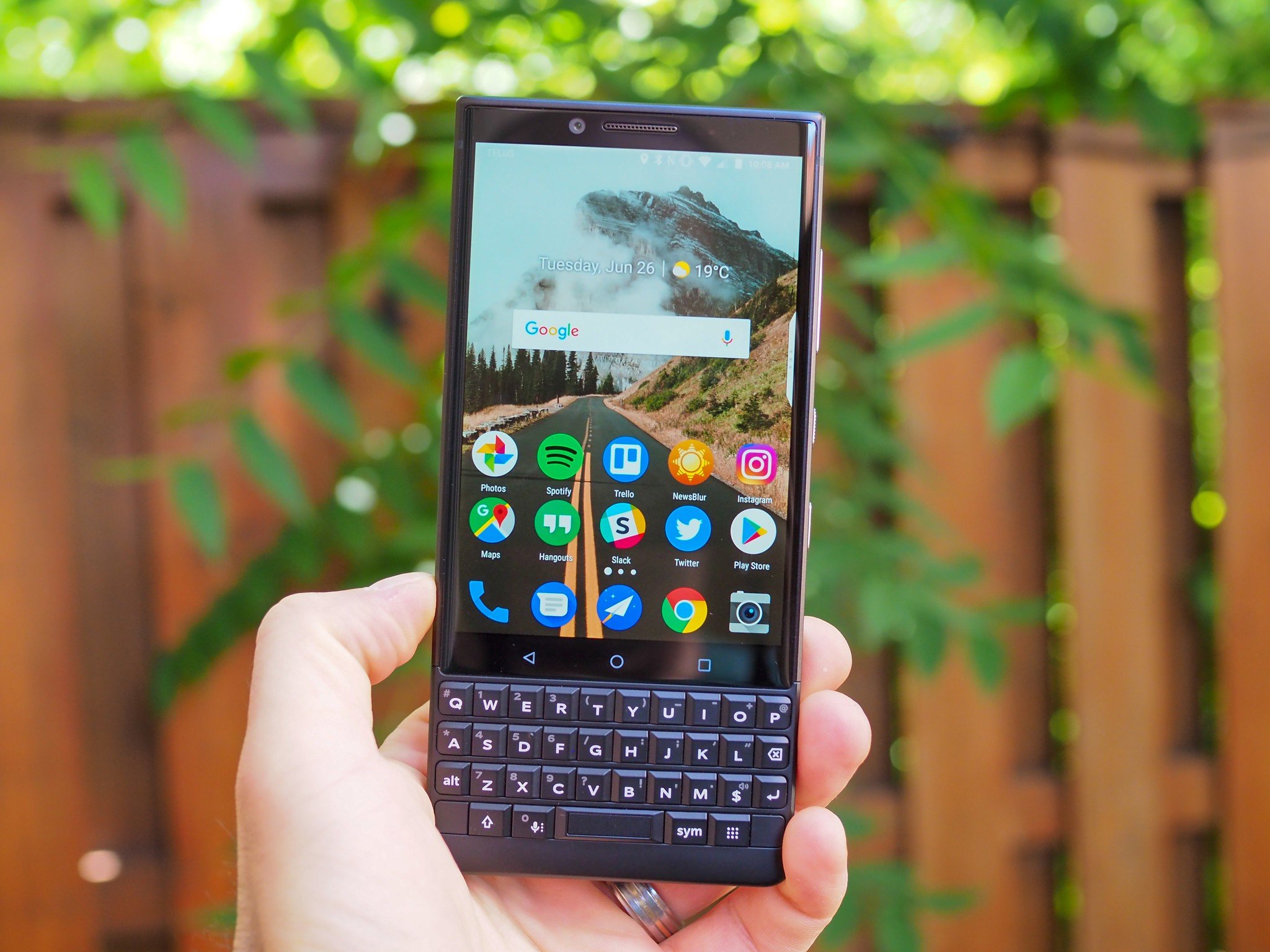 Poll: Are you interested in a new 5G BlackBerry smartphone?