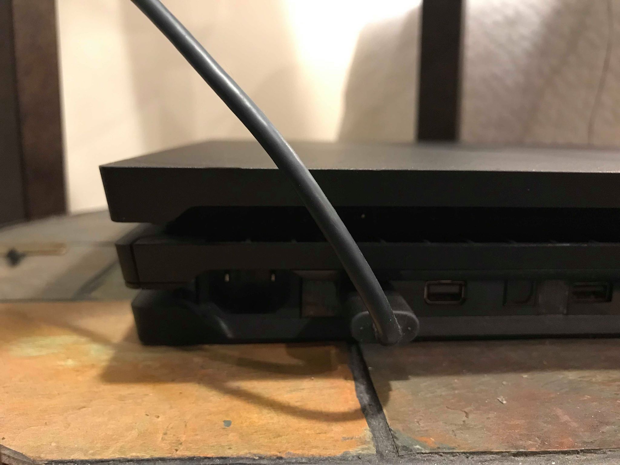 PlayStation 4 power outlet