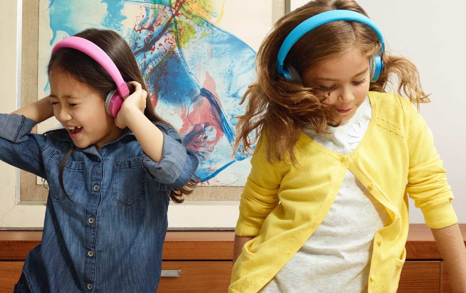 LilGadgets Untangled Pro children's wireless headphones