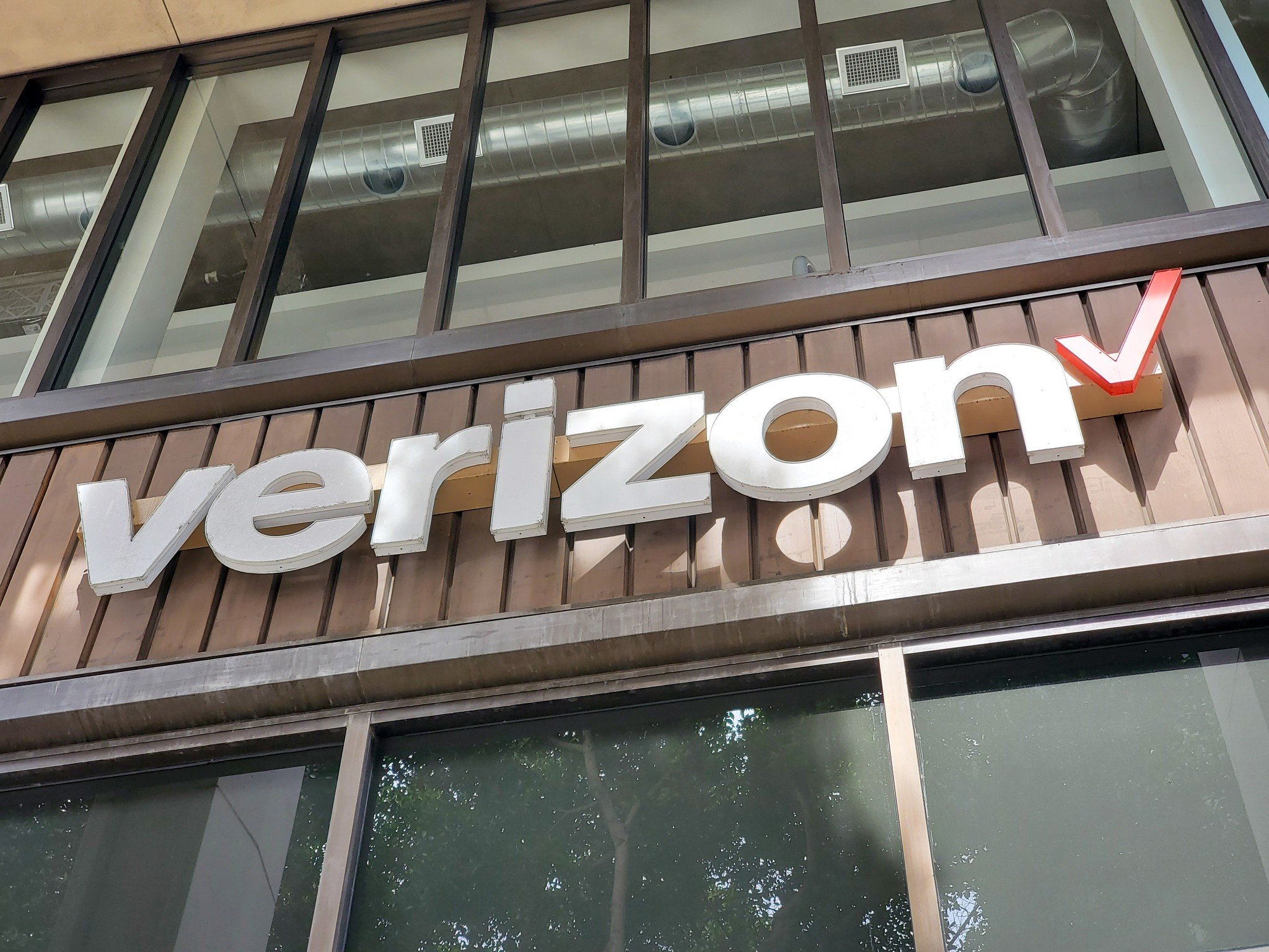 Google Play Store is dropping carrier billing support for Verizon