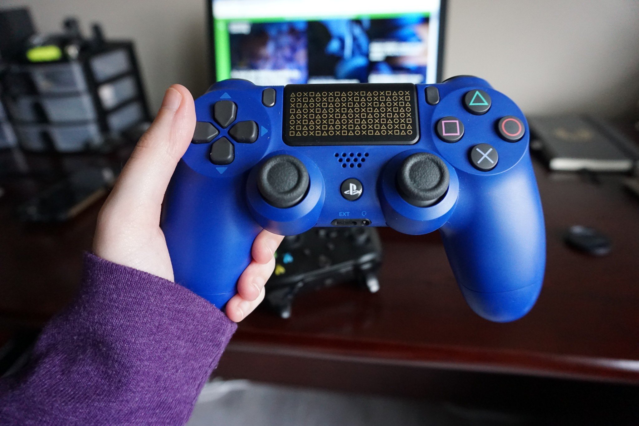 How to fix PS4 controller jitters