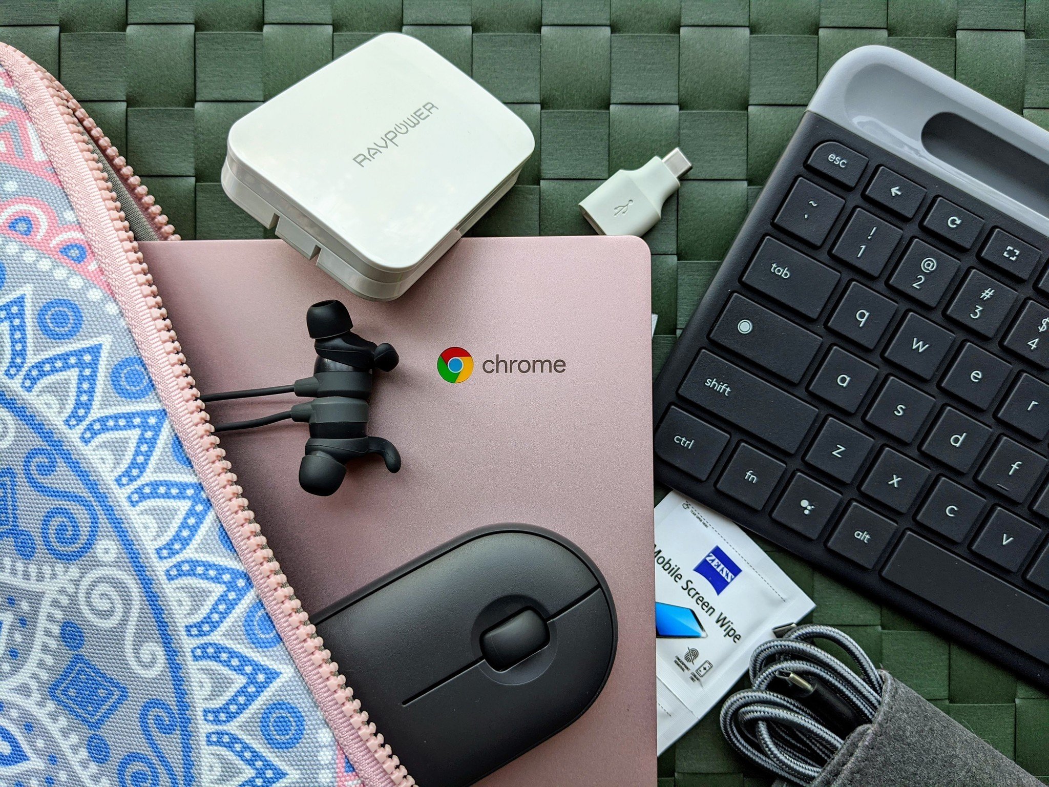 استخدام Chromebook مع شاشة خارجية وماوس ولوحة مفاتيح 97