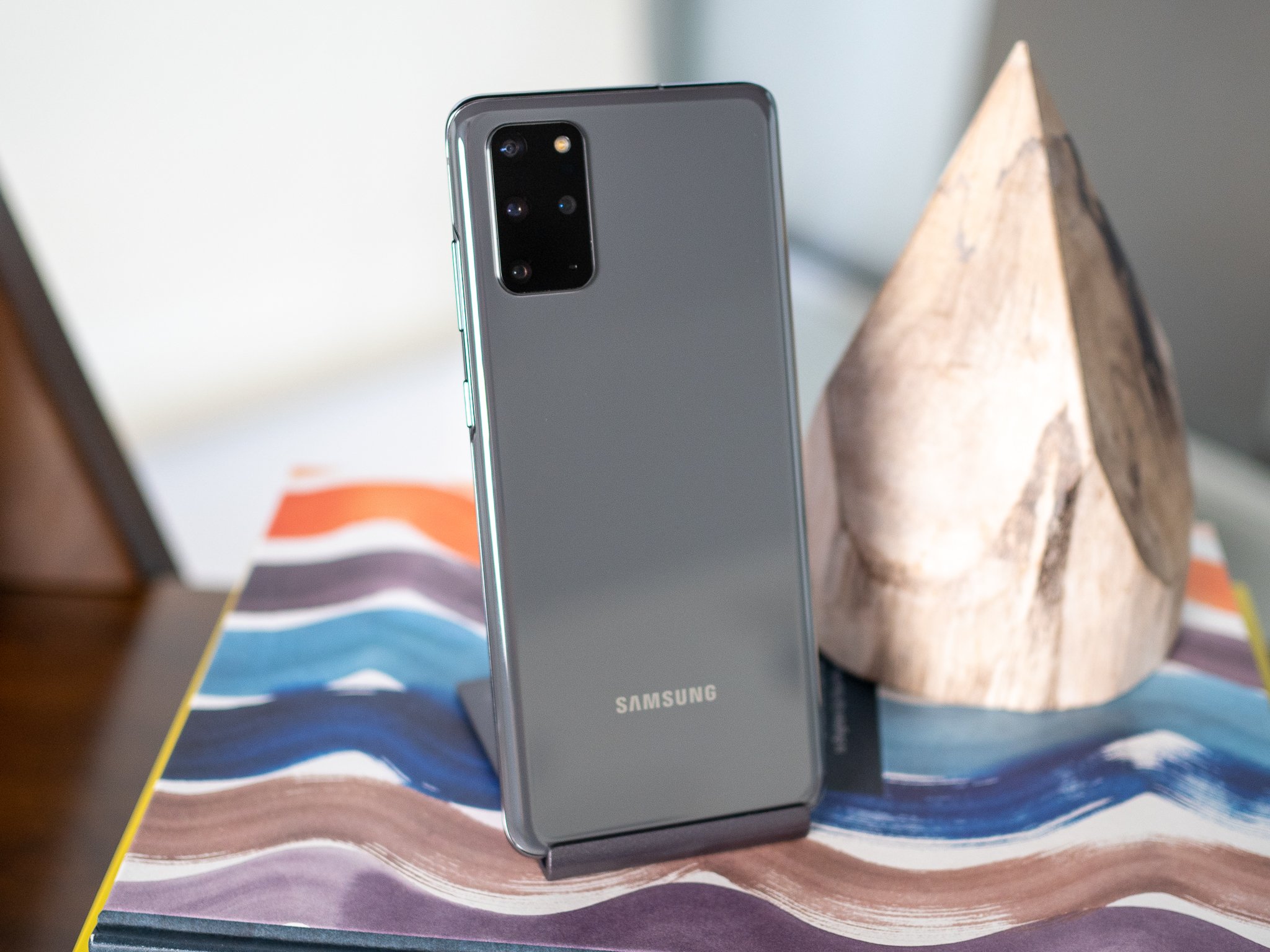 Samsung Galaxy S20+ was the best-selling 5G phone in the U.S. in Q1 2020 thumbnail