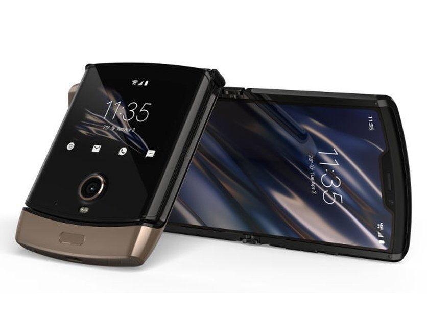 يتوفر جهاز RAZR القابل للطي من Motorola الآن بلون ذهبي أحمر في الولايات المتحدة. 5