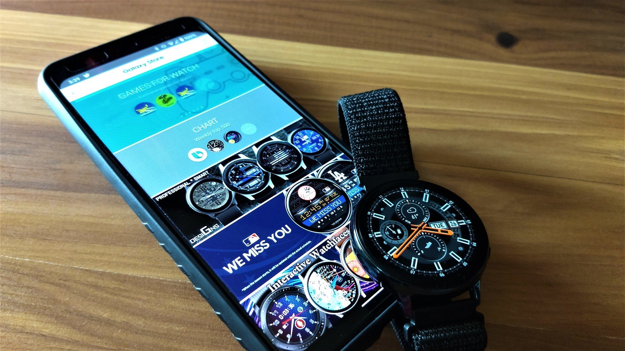 How to install an app on a Samsung Galaxy smartwatch thumbnail