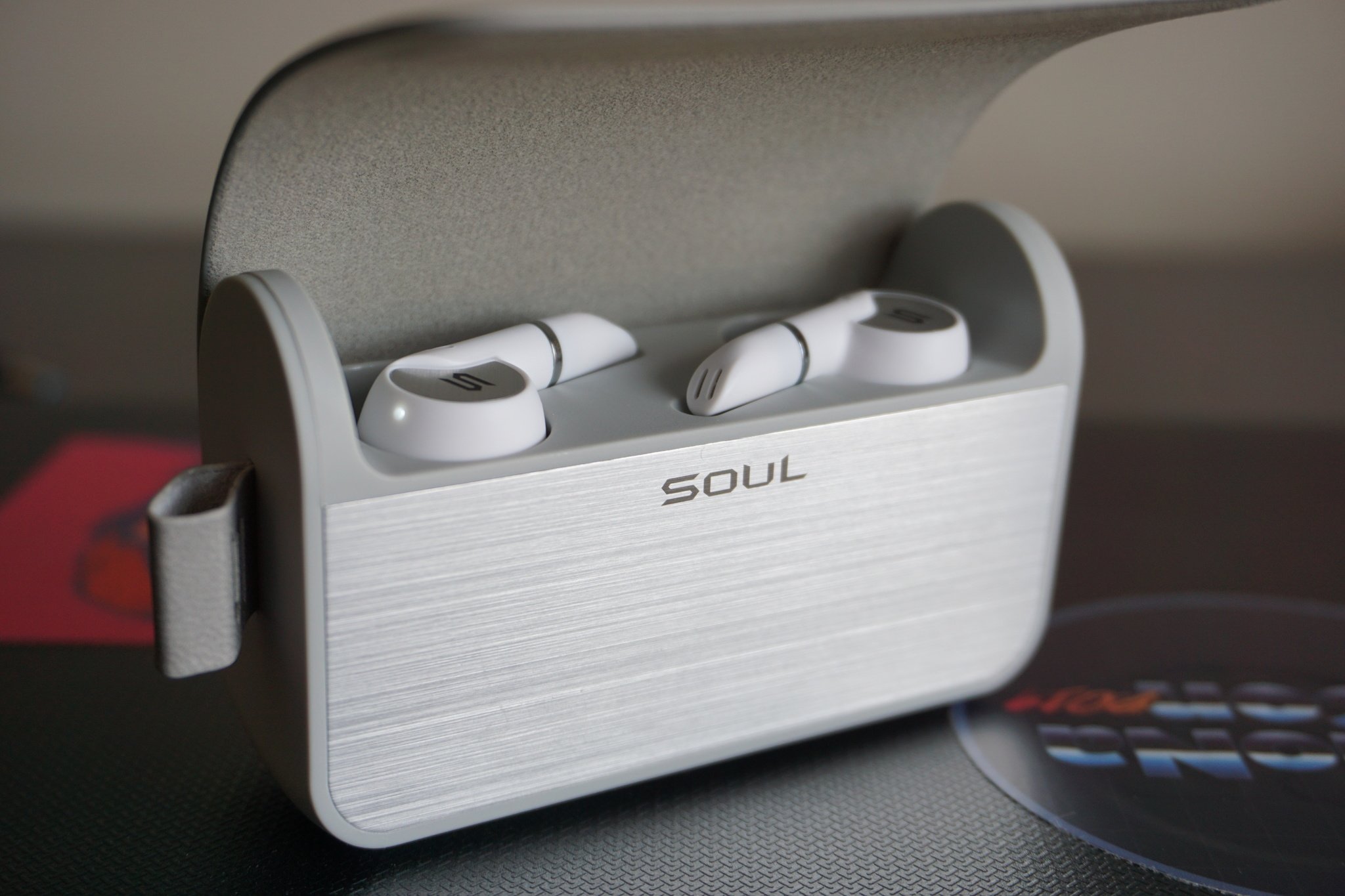 مراجعة سماعات الأذن اللاسلكية SOUL SYNC Pro: عمر بطارية غير مسبوق 5