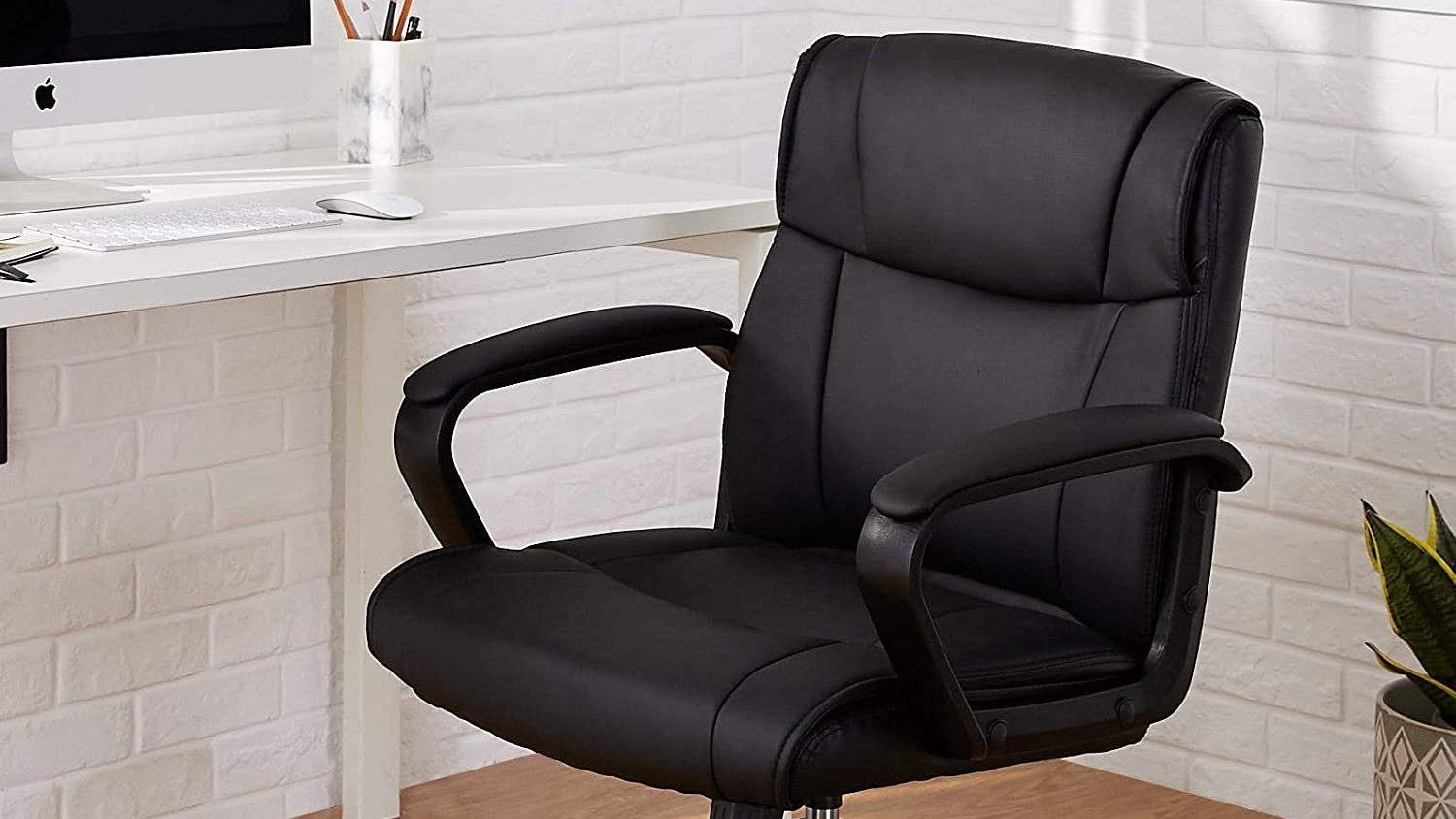 Amazon Basics Classic Leather Office Chair Lifestyle