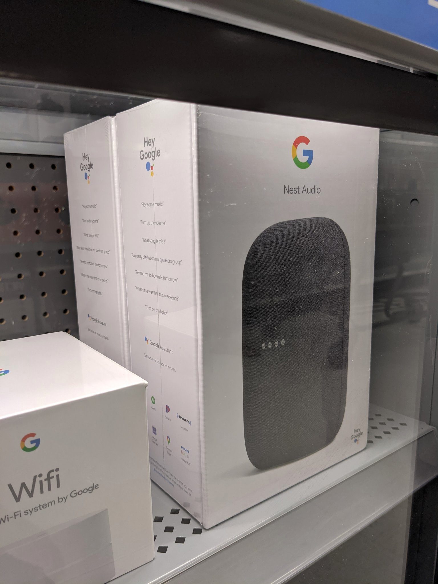 Here's the retail packaging for Nest Audio, Chromecast with Google TV thumbnail