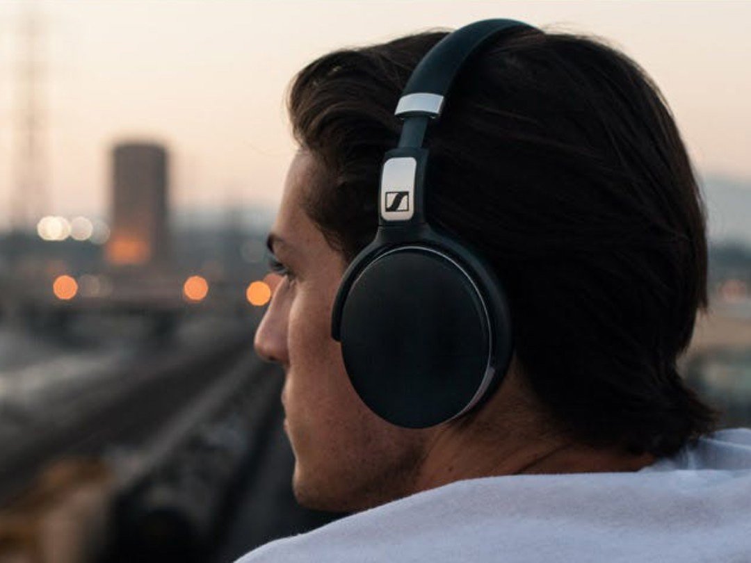 Best wireless headphones under $100 in 2021
