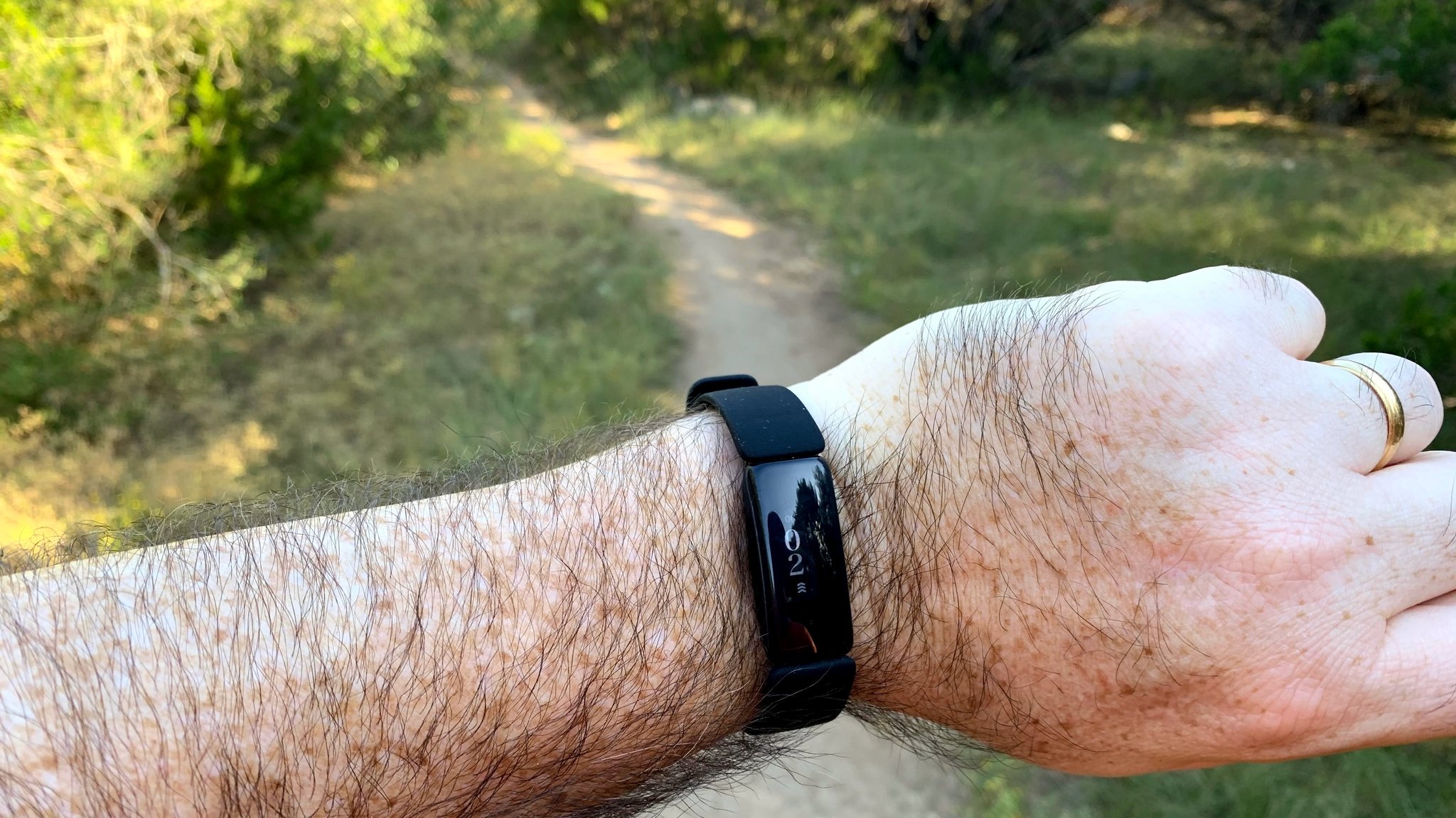 fitbit inspire band width