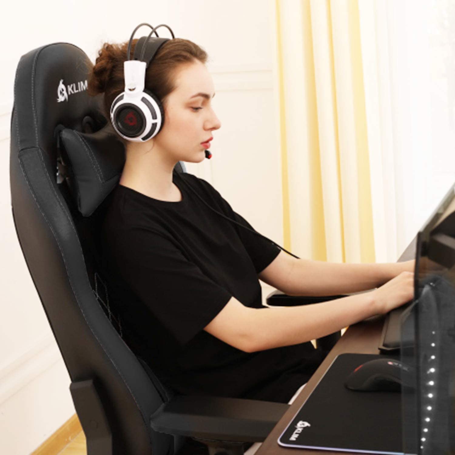 Klim Esports Gaming Chair Lifestyle