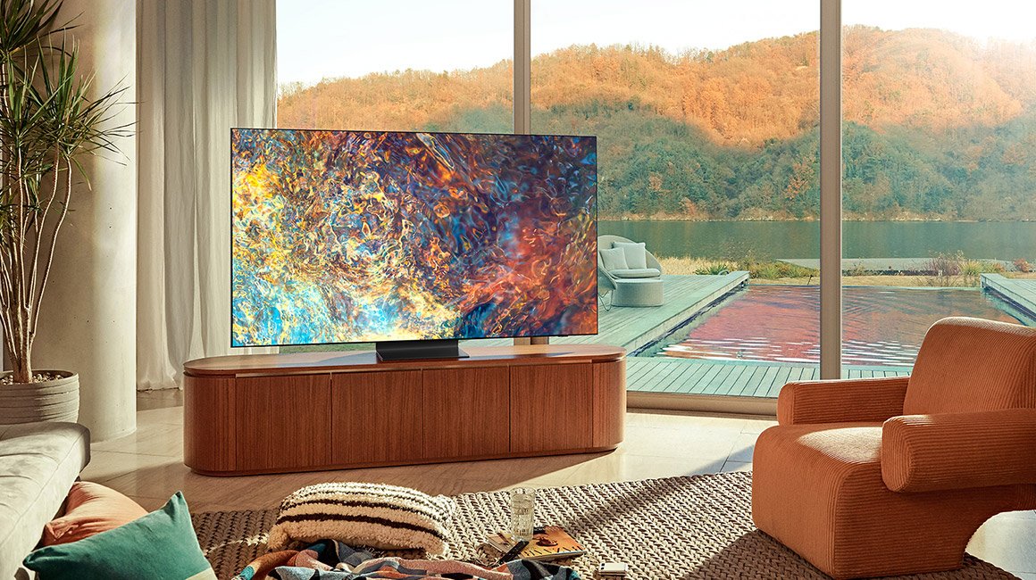 Samsung QN90A 4K TV Lifestyle image