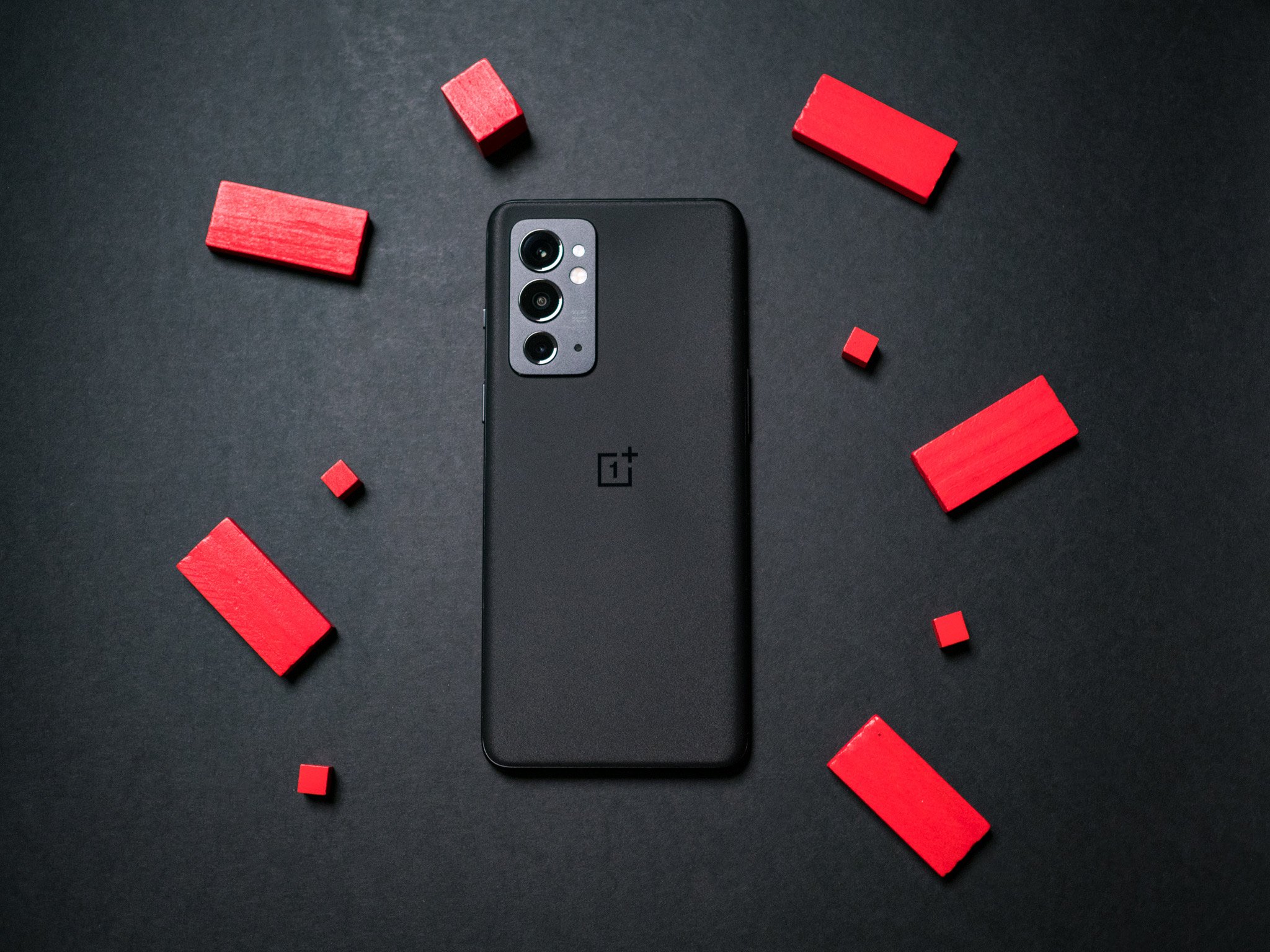 oneplus-9rt-review-identity-crisis