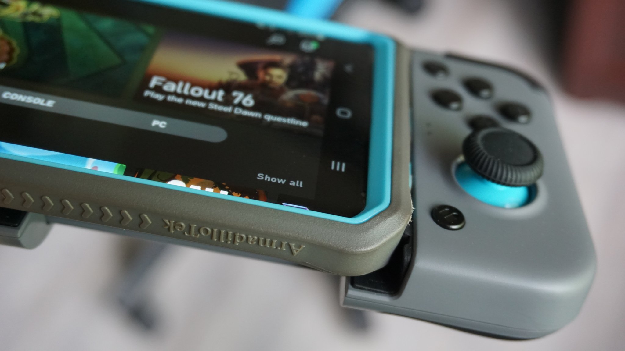 Gamesir X2 Bluetooth Mobile Controller Phone Case