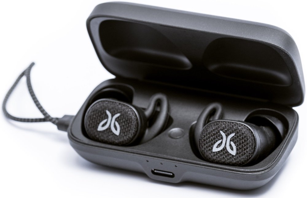Get our fave rugged Jaybird earbuds $70 off this Cyber Monday