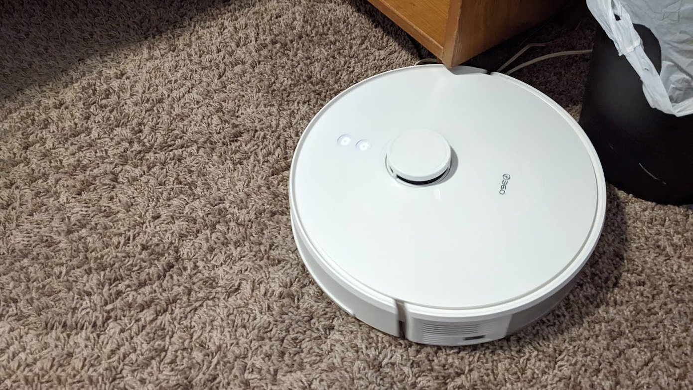 360 Smart Life S8 Robot Vacuum Cleaning