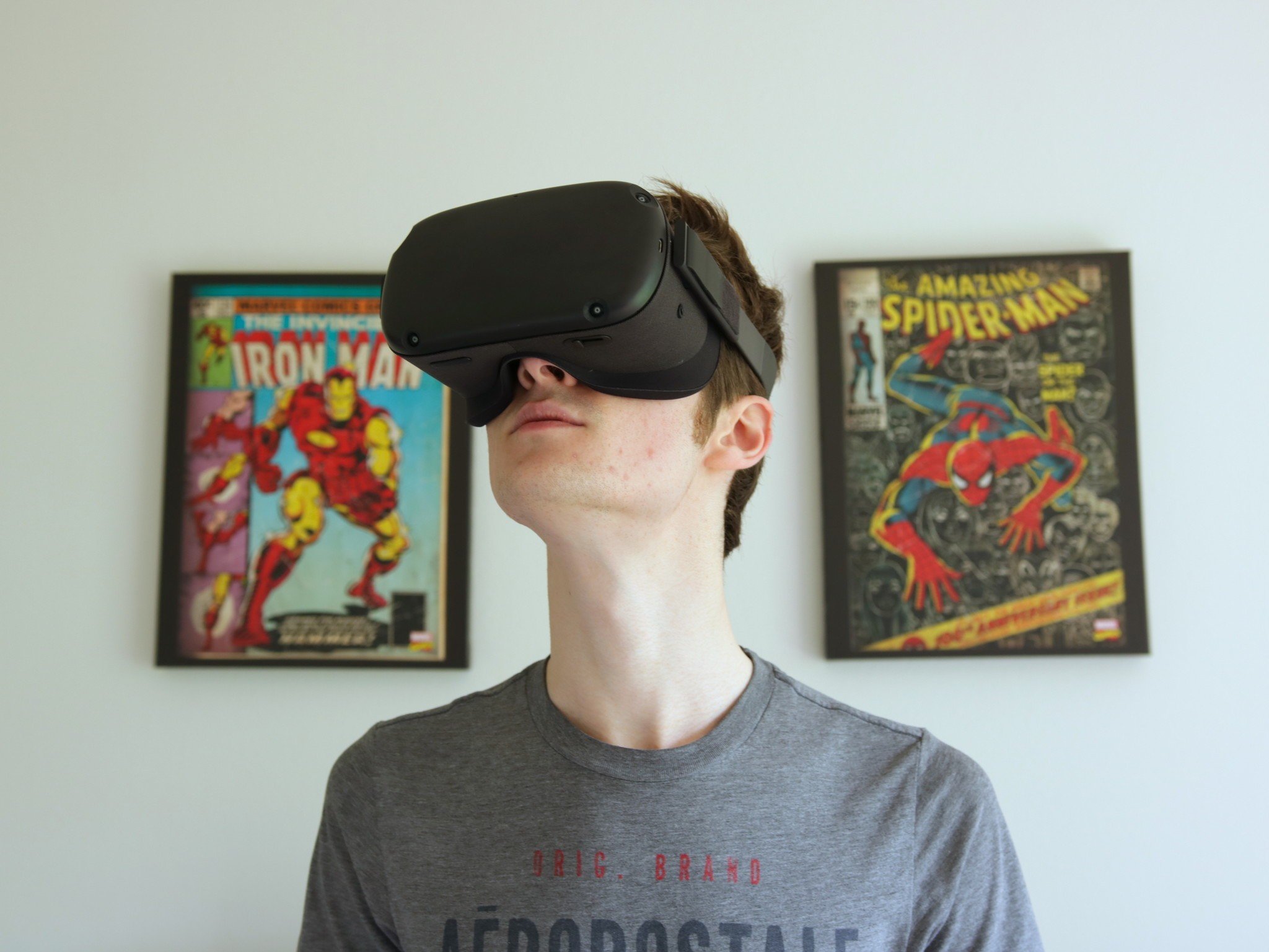 Oculus Quest looking up