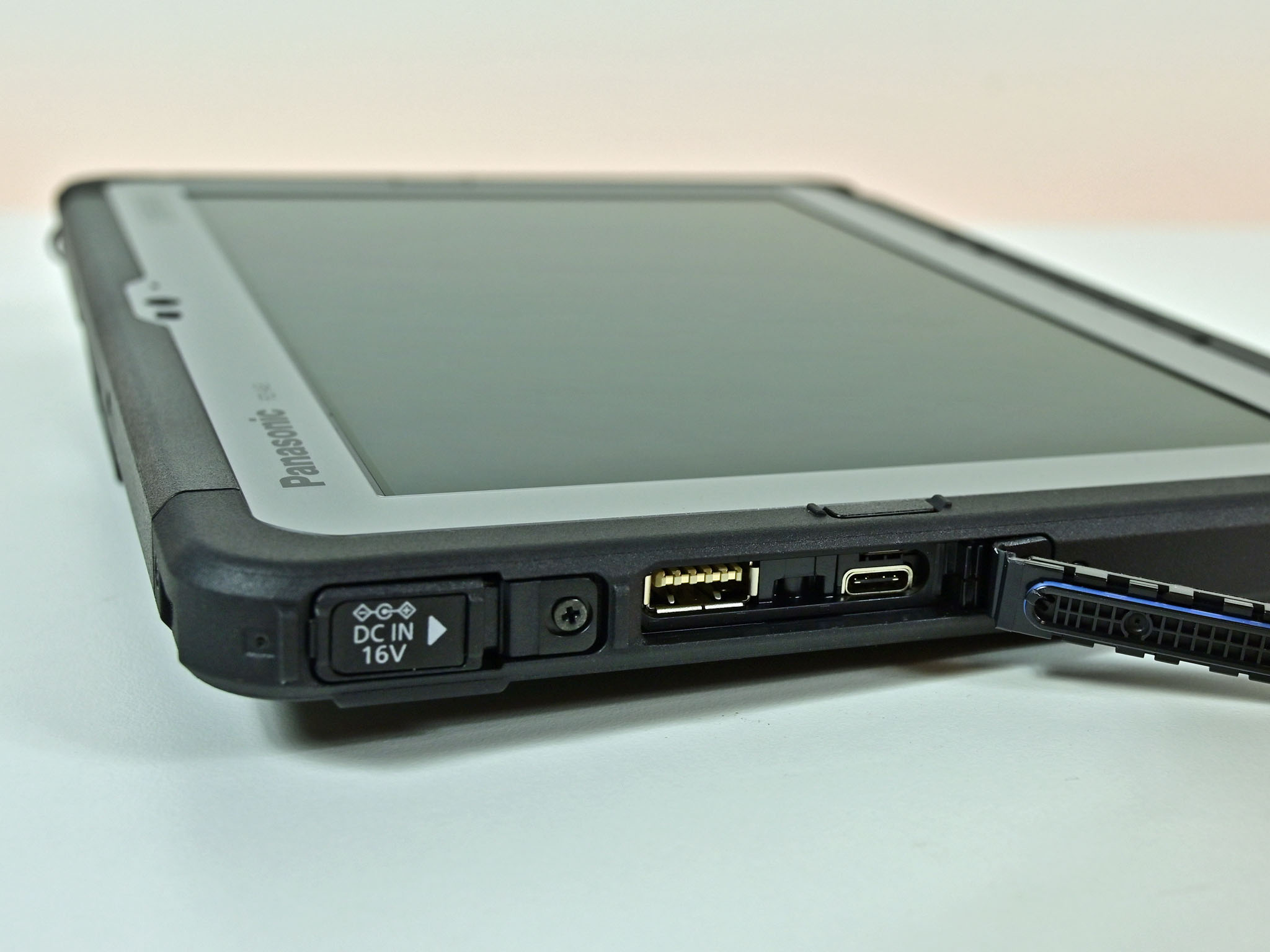 Toughbook A3 Ports