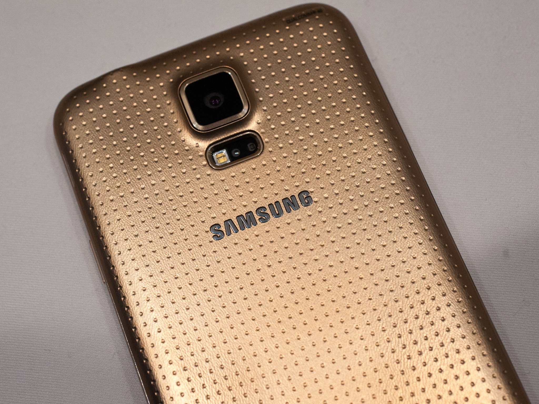 Gold Galaxy S5