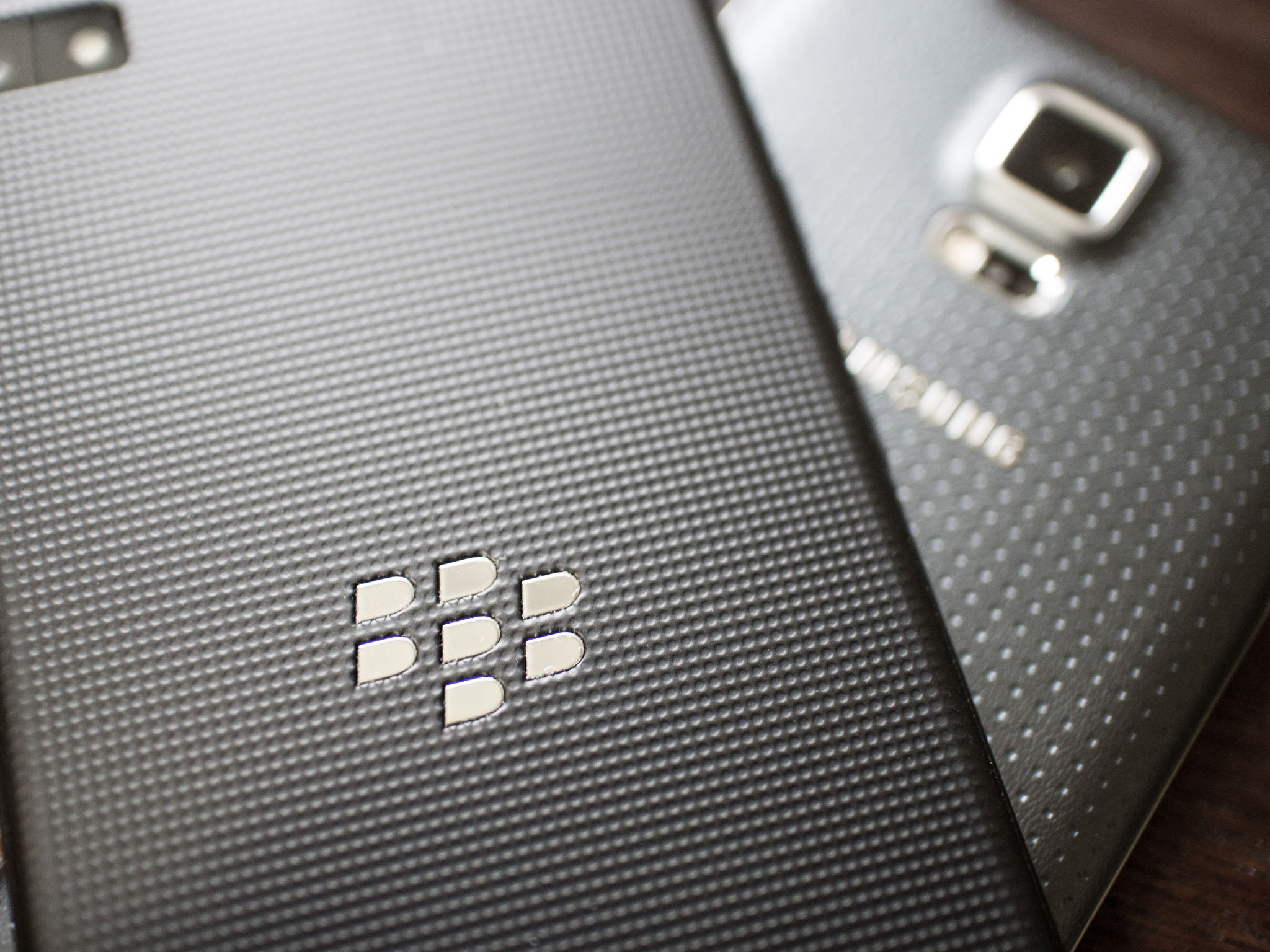 BlackBerry reportedly considering using Android on upcoming smartphone