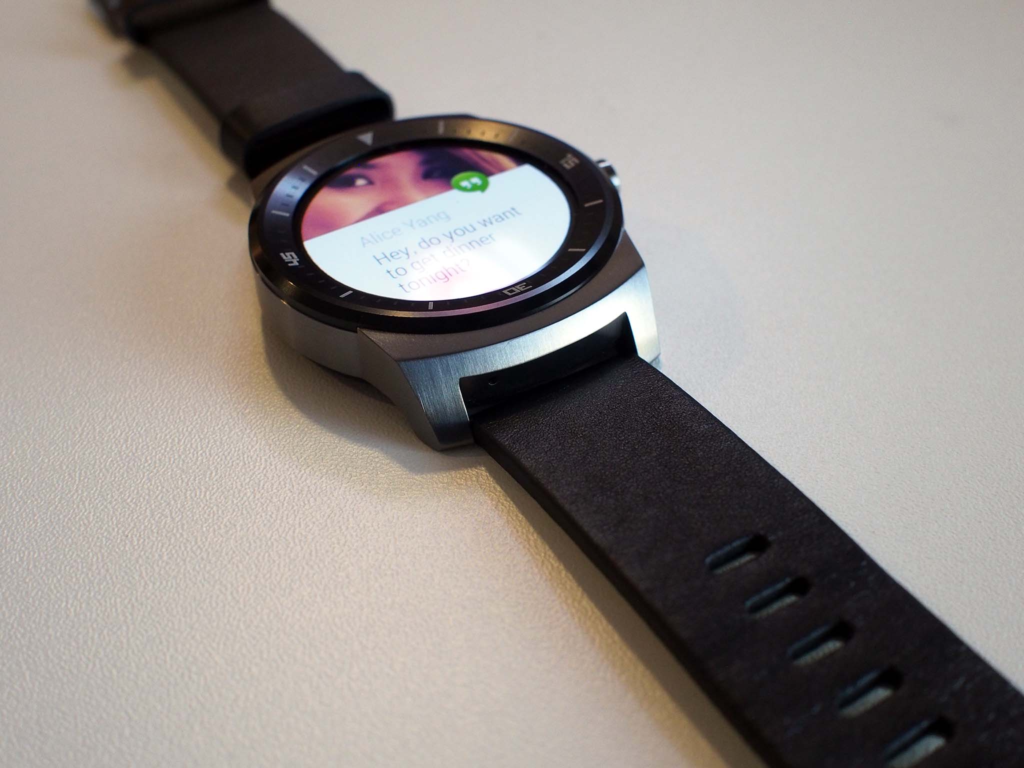 LG confirms circular G Watch R launching in Korea on Oct. 14