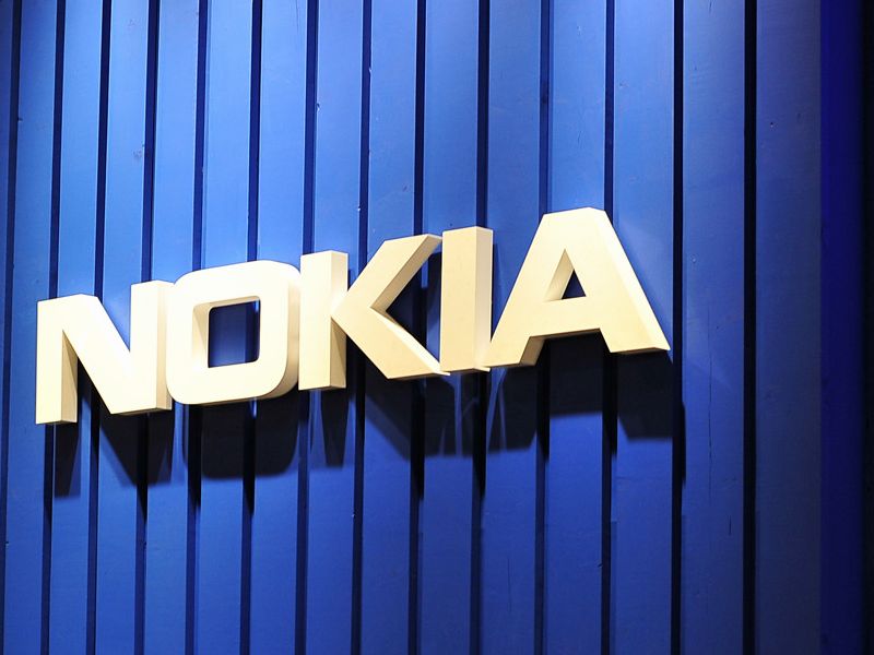 Nokia reaffirms plans to get back into the smartphone business