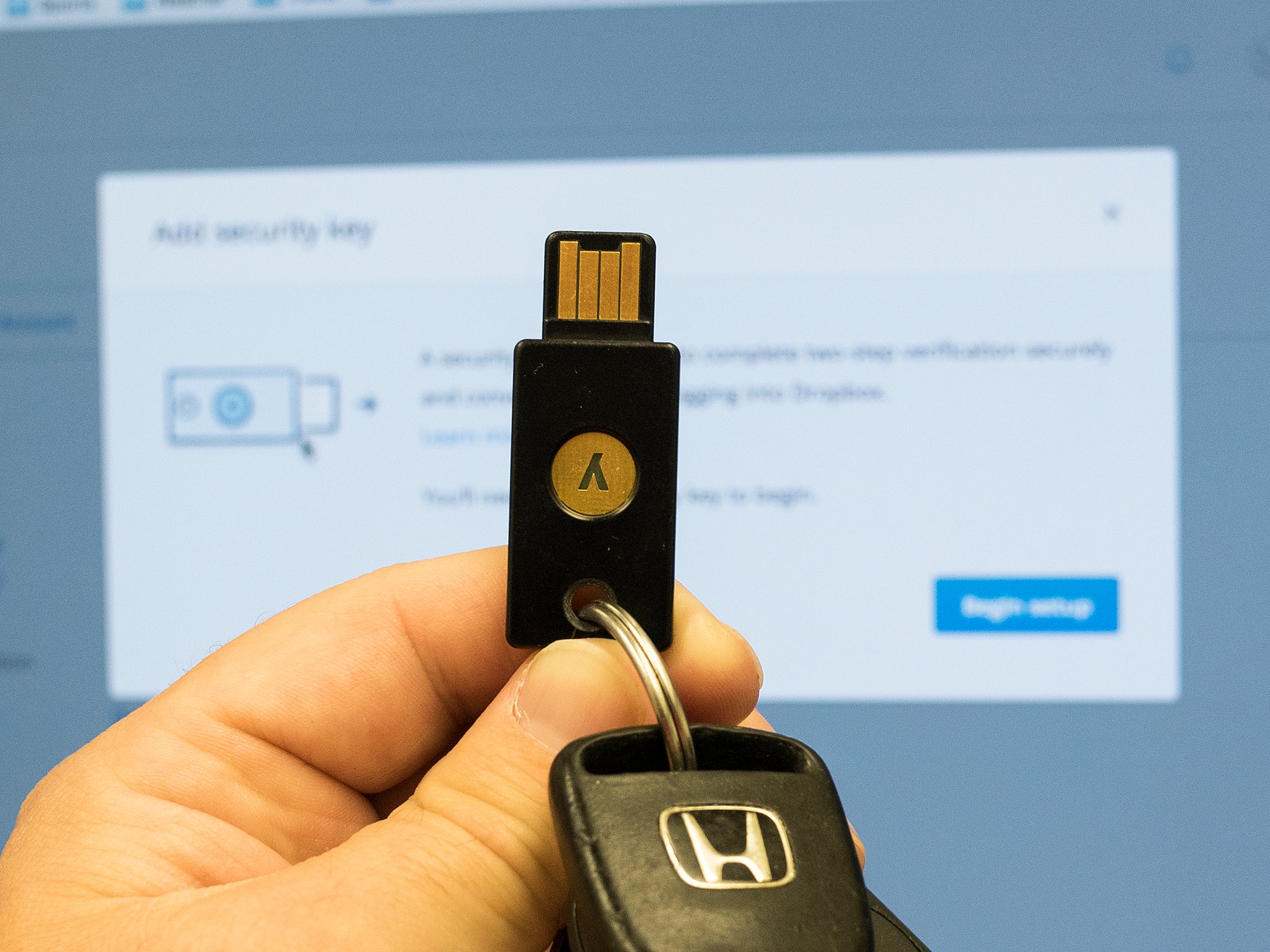 Dropbox beefs up security with support for USB security keys
