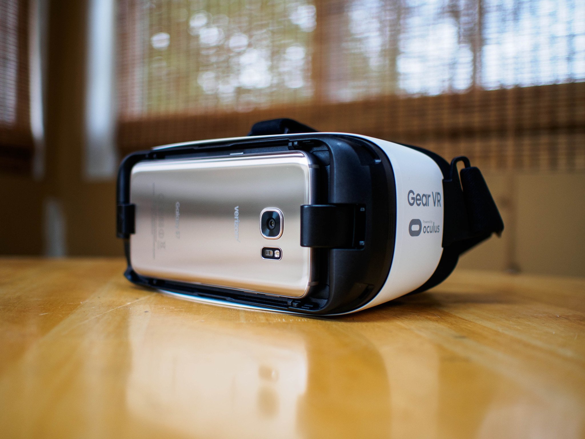 The Galaxy S7 and Gear VR make virtual 