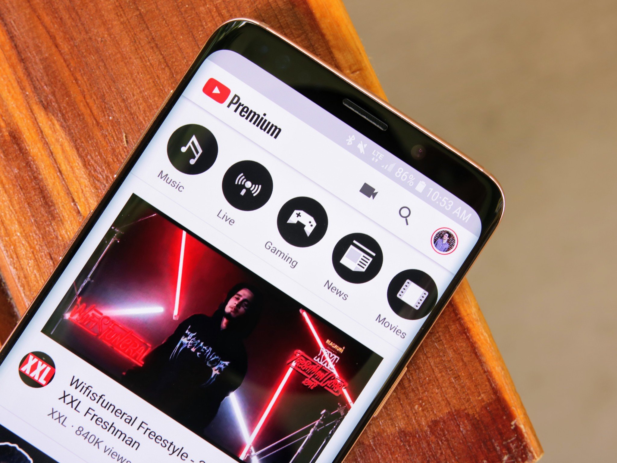 YouTube Premium on a Galaxy S9