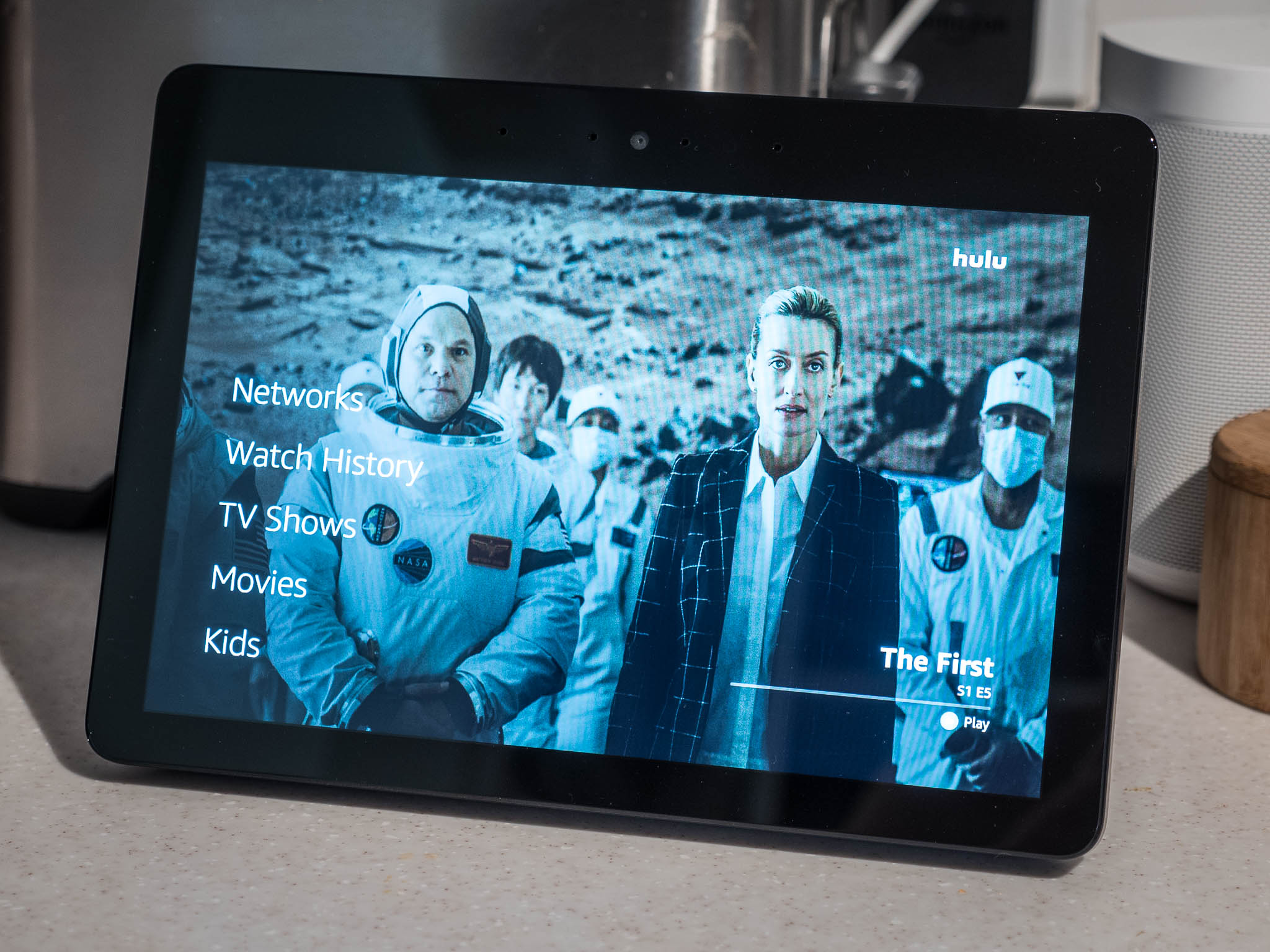 Can You Watch Netflix On Echo Show 2nd Generation Amazon Echo Show 2nd Gen Review The Same But Way Better Android Central