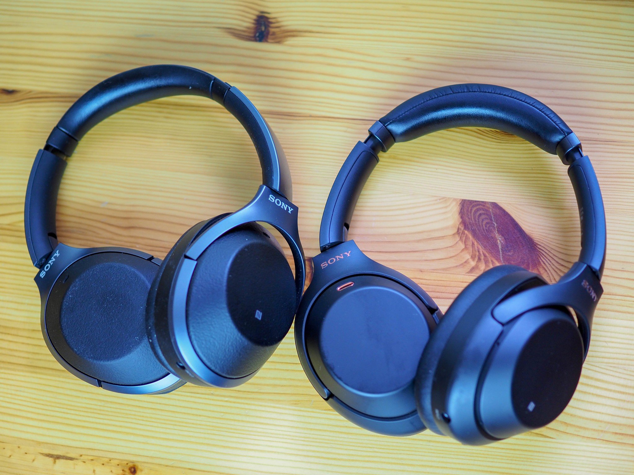 Sony WH-1000XM2 and WH-1000XM3 headphones