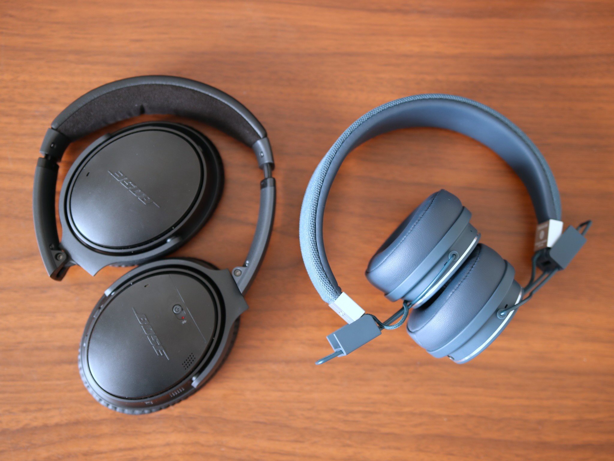 Bose QC35 and Urbanears Plattan 2 headphones