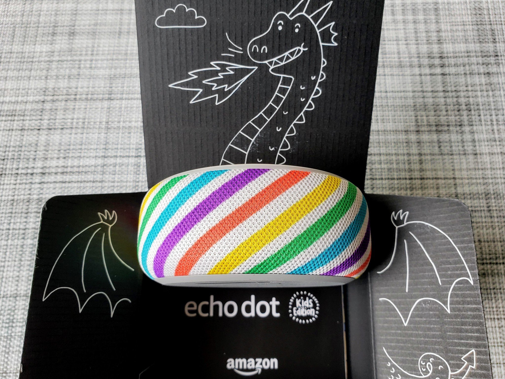 Amazon Echo Dot Kids Edition Dragon Box