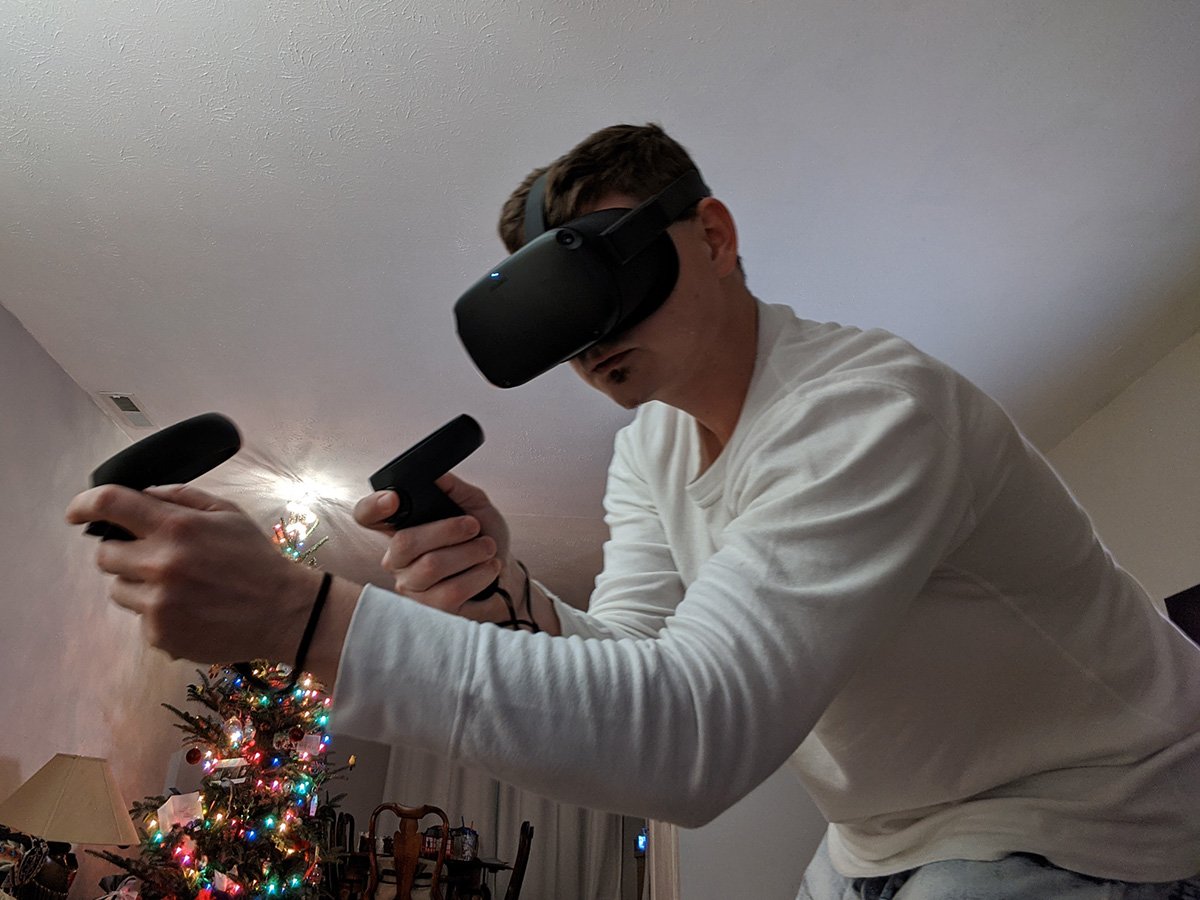 Playing the Oculus Quest at Christmas time