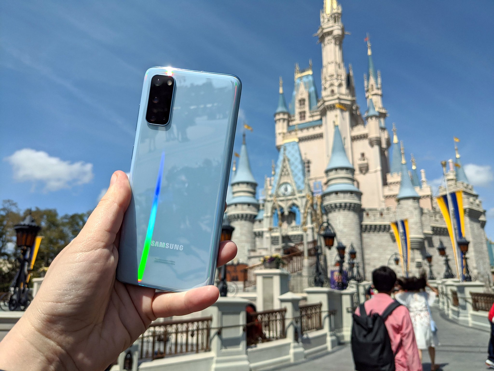 Galaxy S20 is a phone that's perfect for the parks