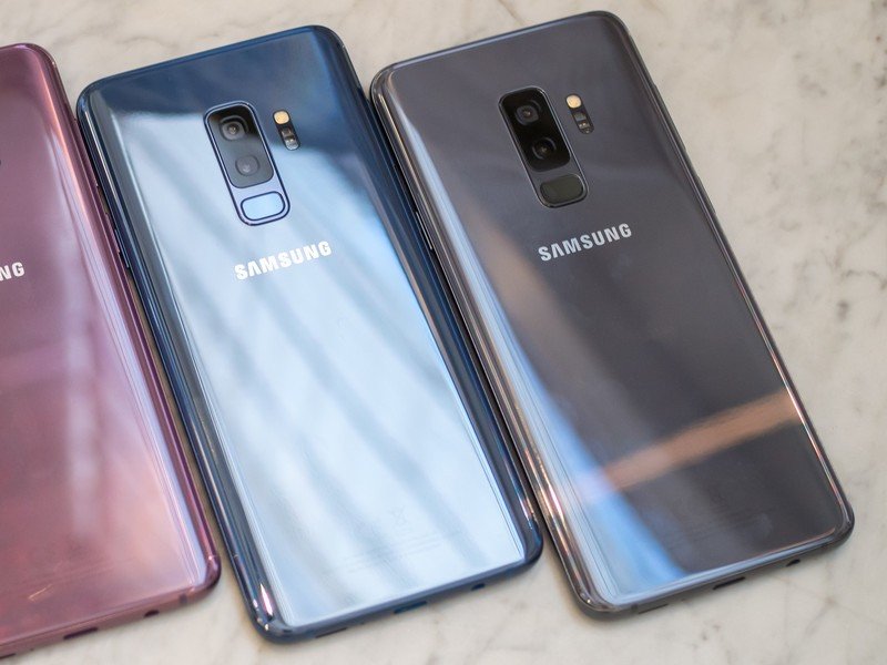Samsung Galaxy A51 has begun to receive One UI 2.5 update