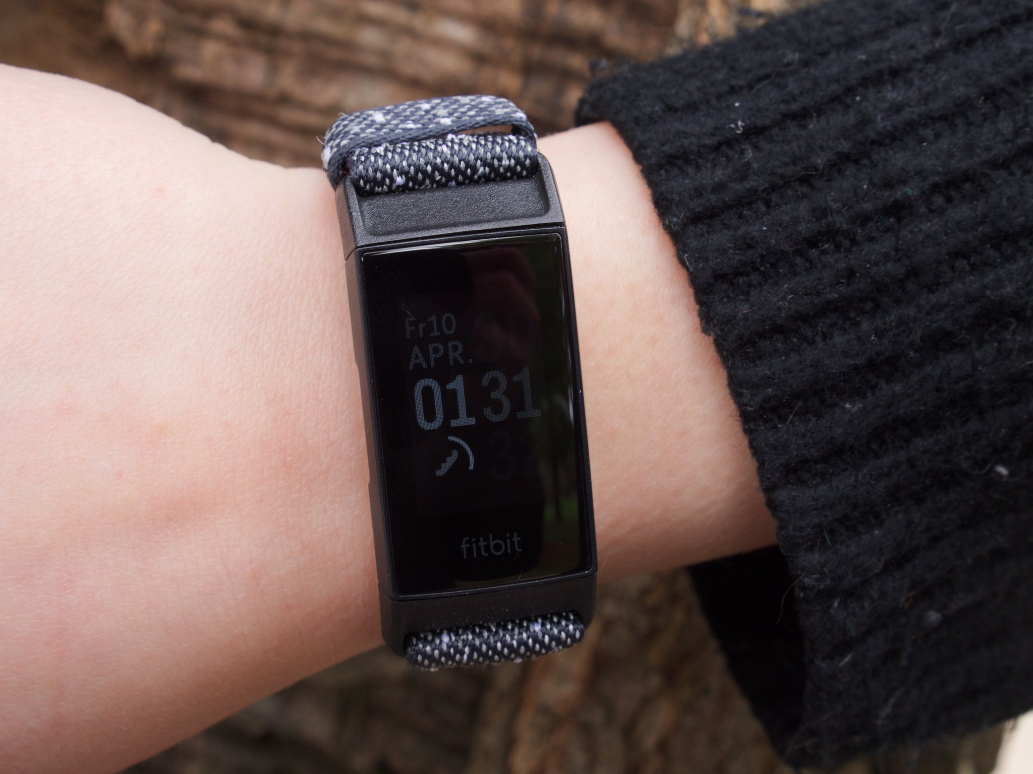 Amazon Canada Drops The Fitbit Charge 4 To Its Lowest Price Ever Ahead Of Black Friday Android Central