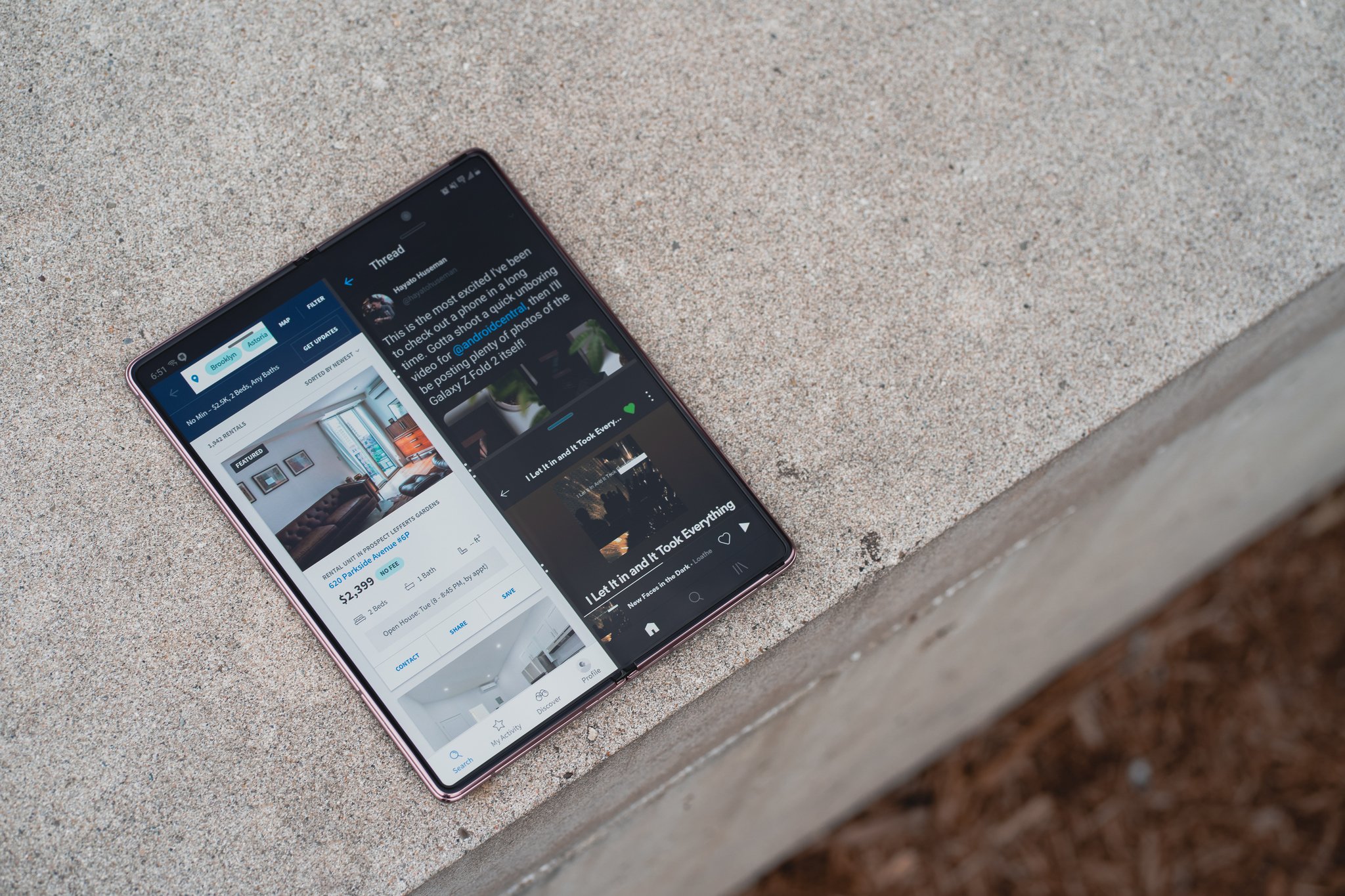 Samsung Galaxy Z Fold 2 multitasking